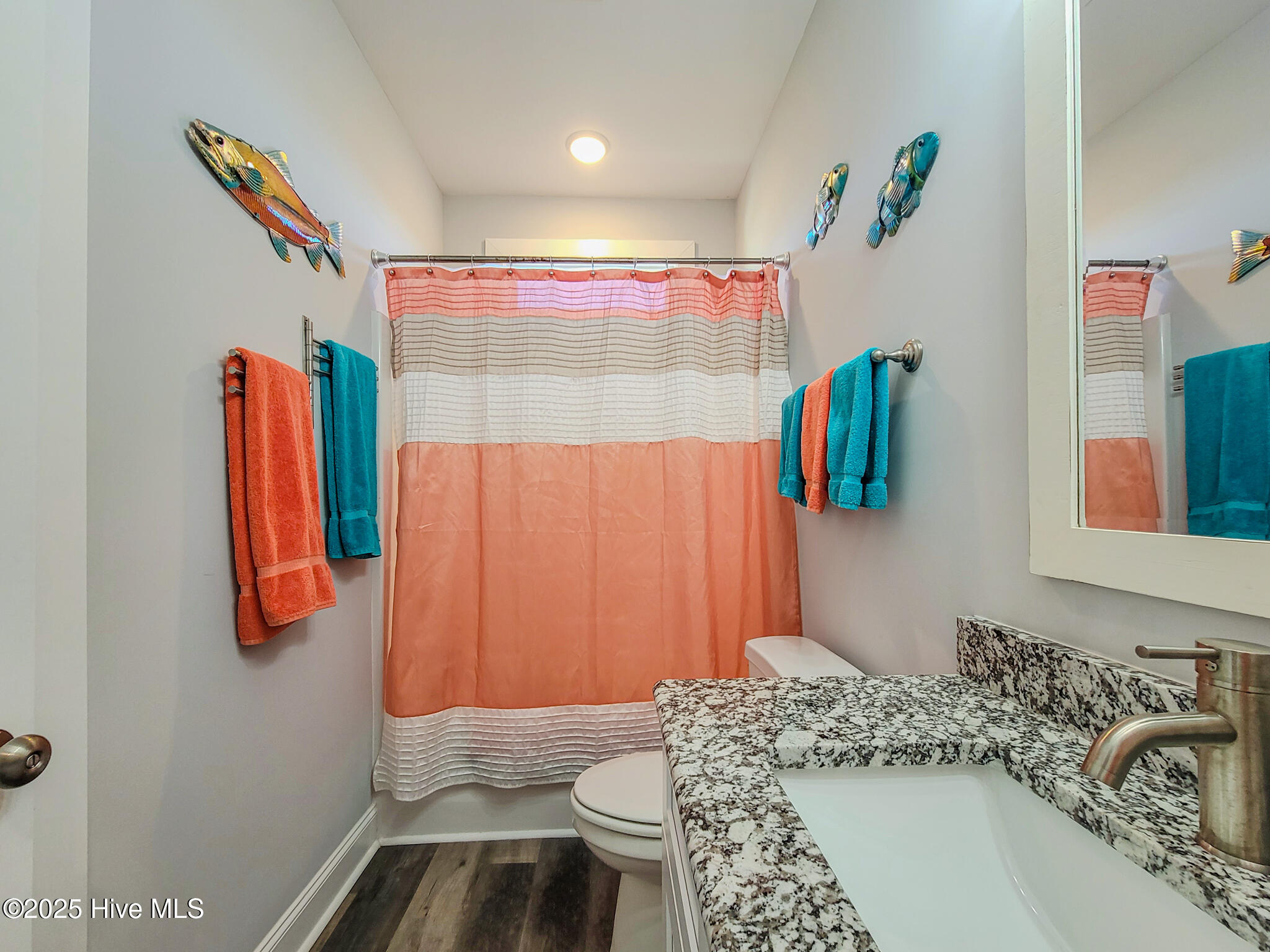 100538733 | Photo 28