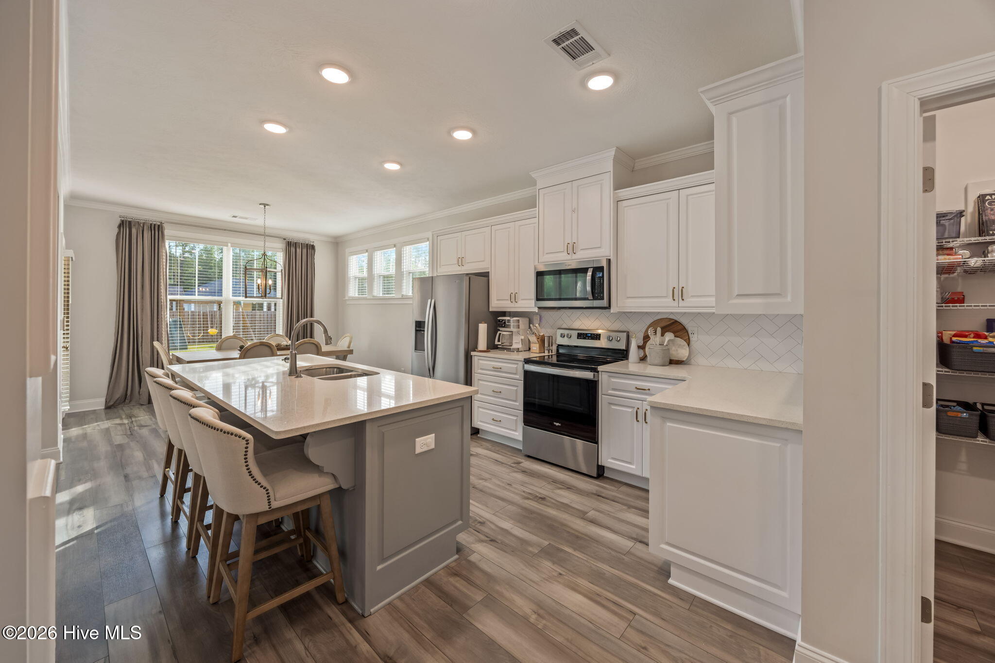 19-web-or-mls-235 Prominence Drive-34