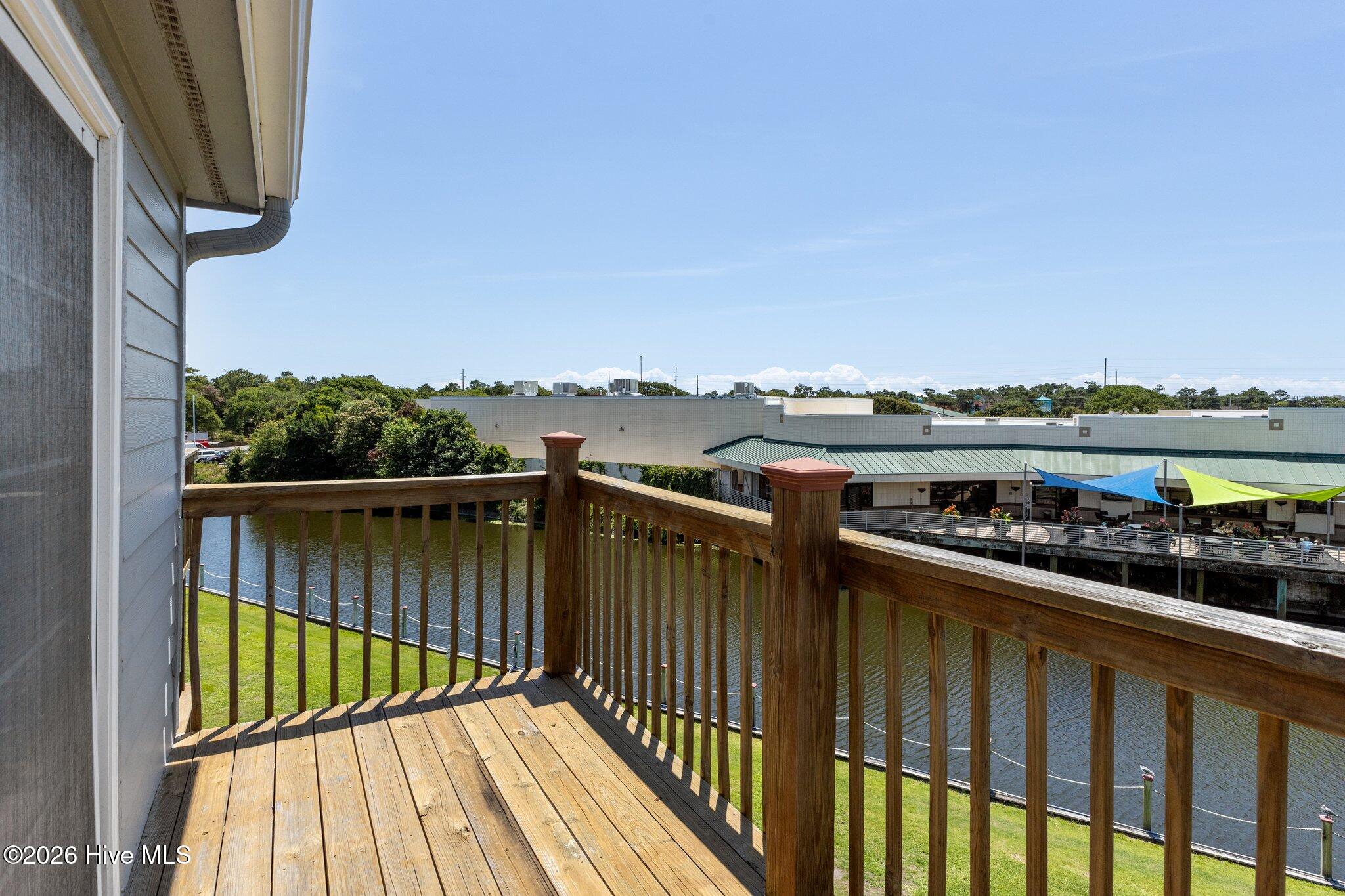 8711 Emerald Plantation Road 302,Emerald Isle