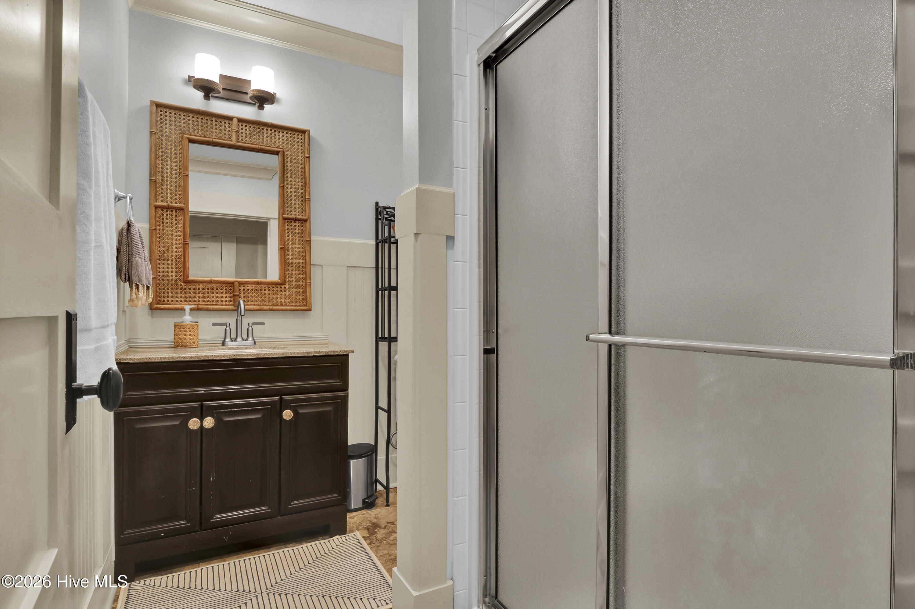 100552686 | Photo 44