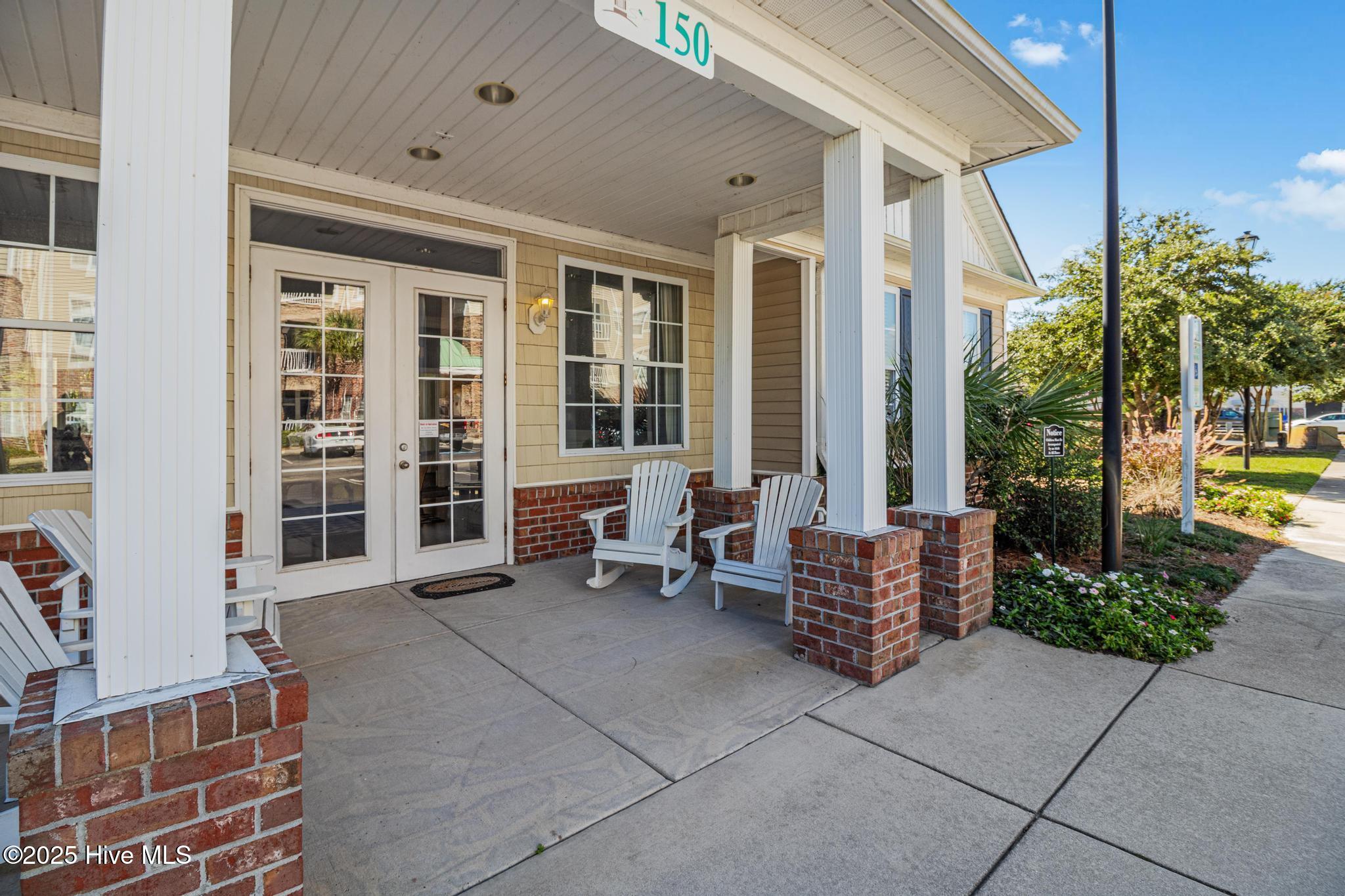 100534929 | Photo 57