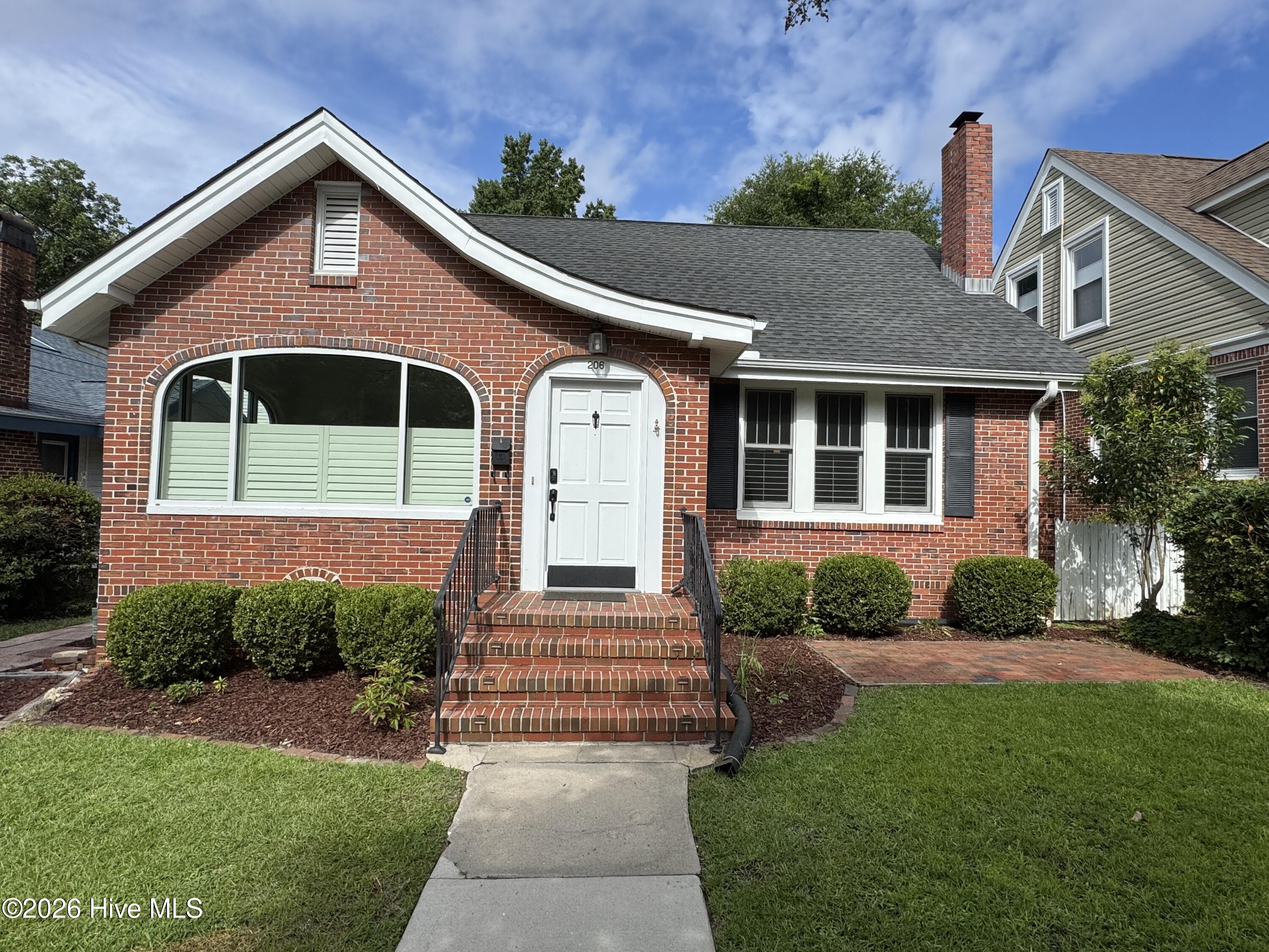 Exterior photo of 206 Keaton Avenue, Wilmington, NC 28403. MLS: 100589531