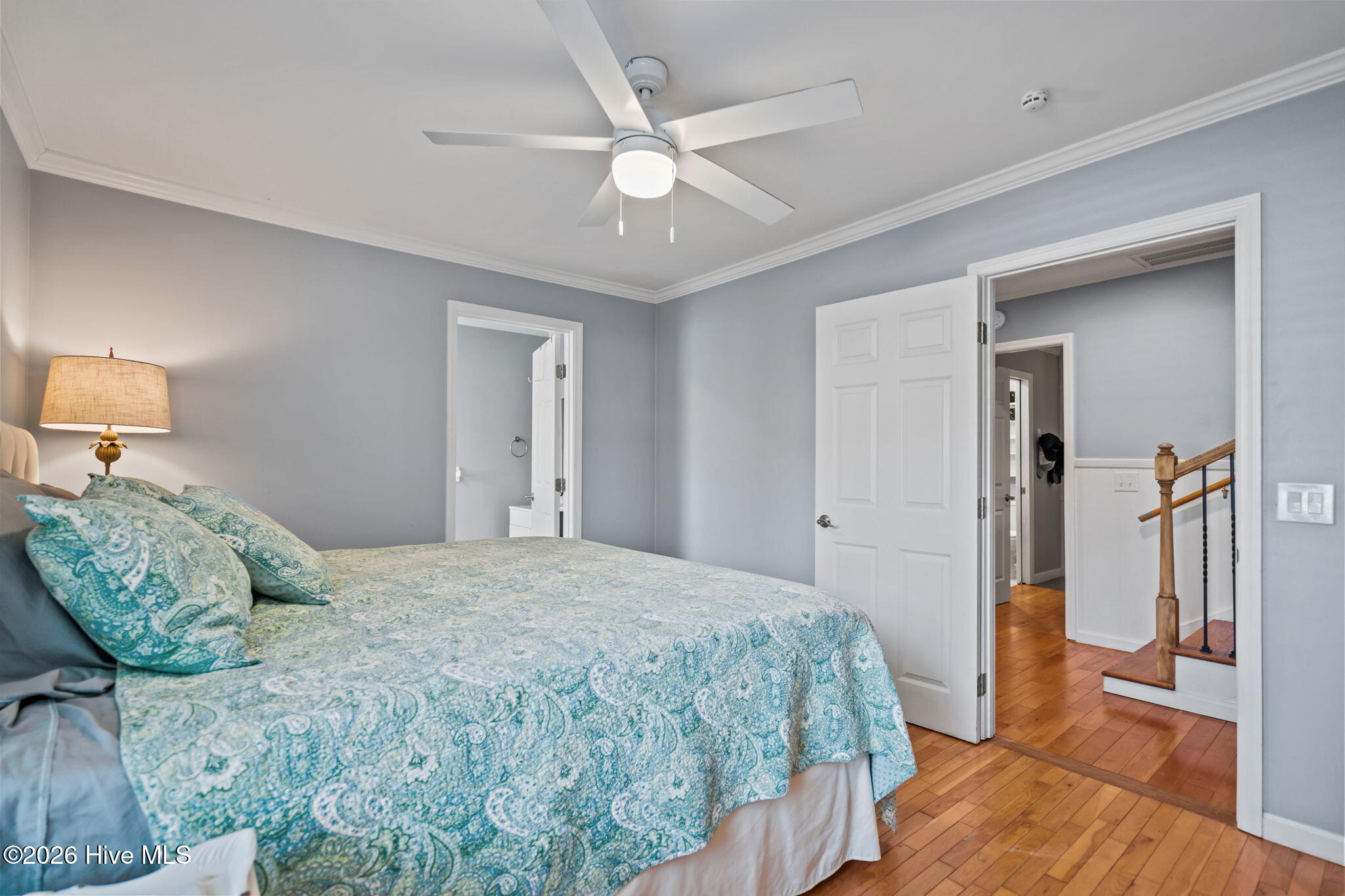 100564624 | Photo 25