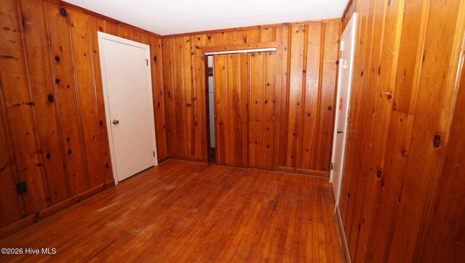 100547653 | Photo 29