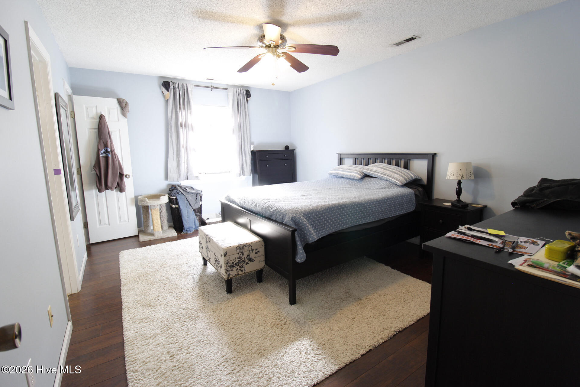 100569547 | Photo 14