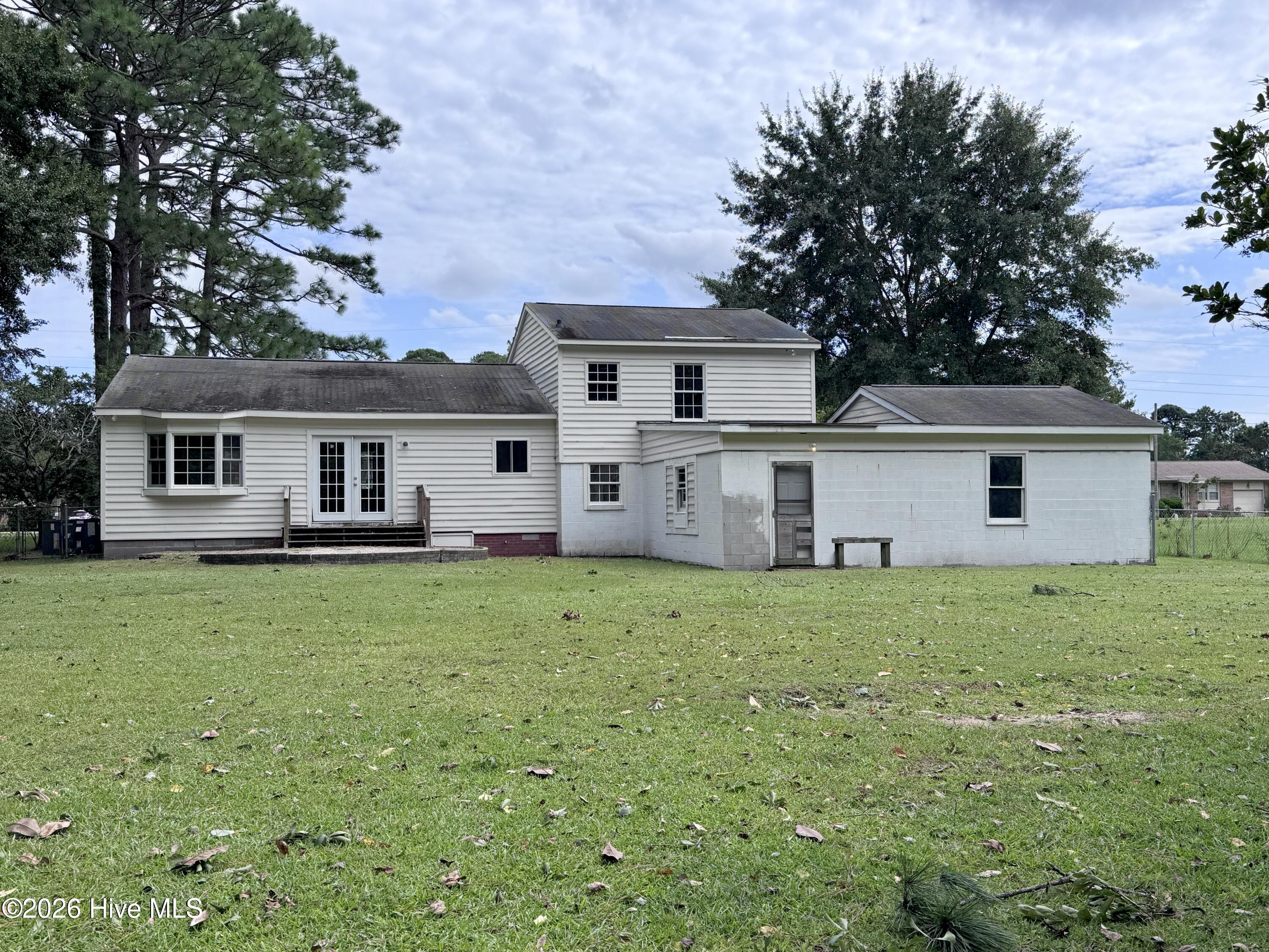 2831 Easy Street,Newport
