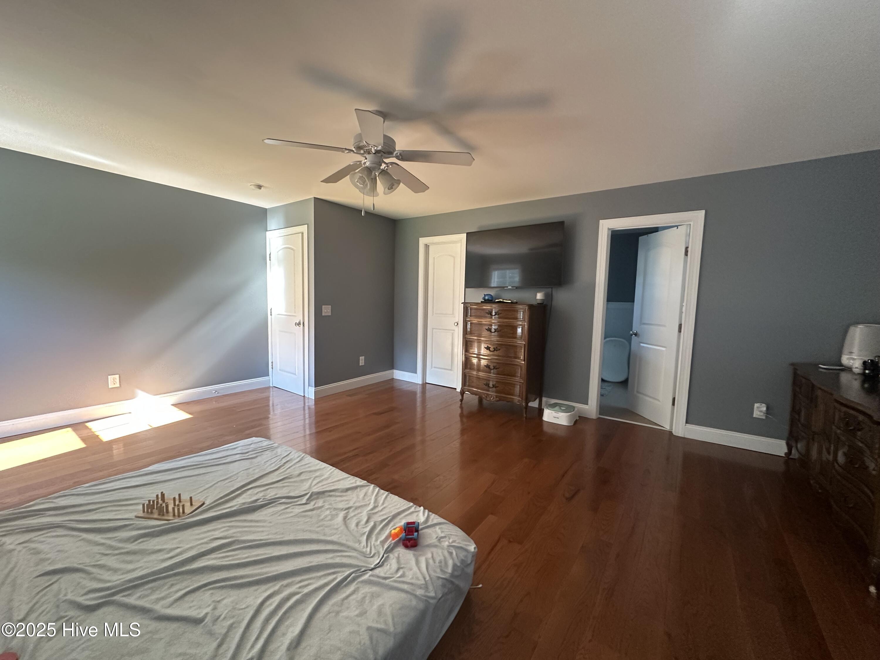 100551344 | Photo 19