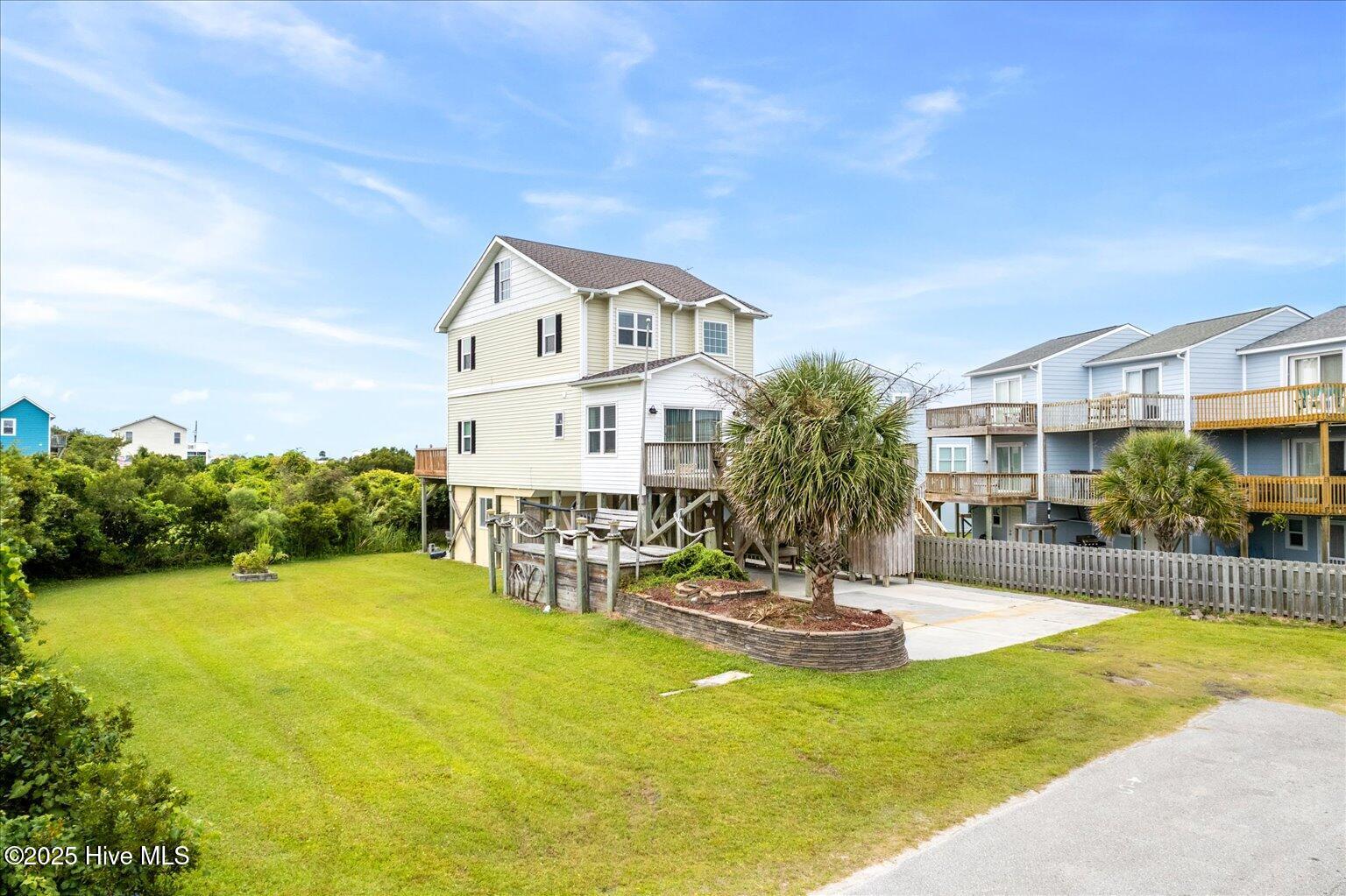 100530582 | Photo 10