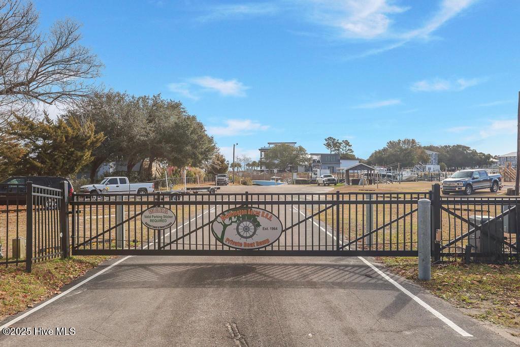 100530645 | Photo 42