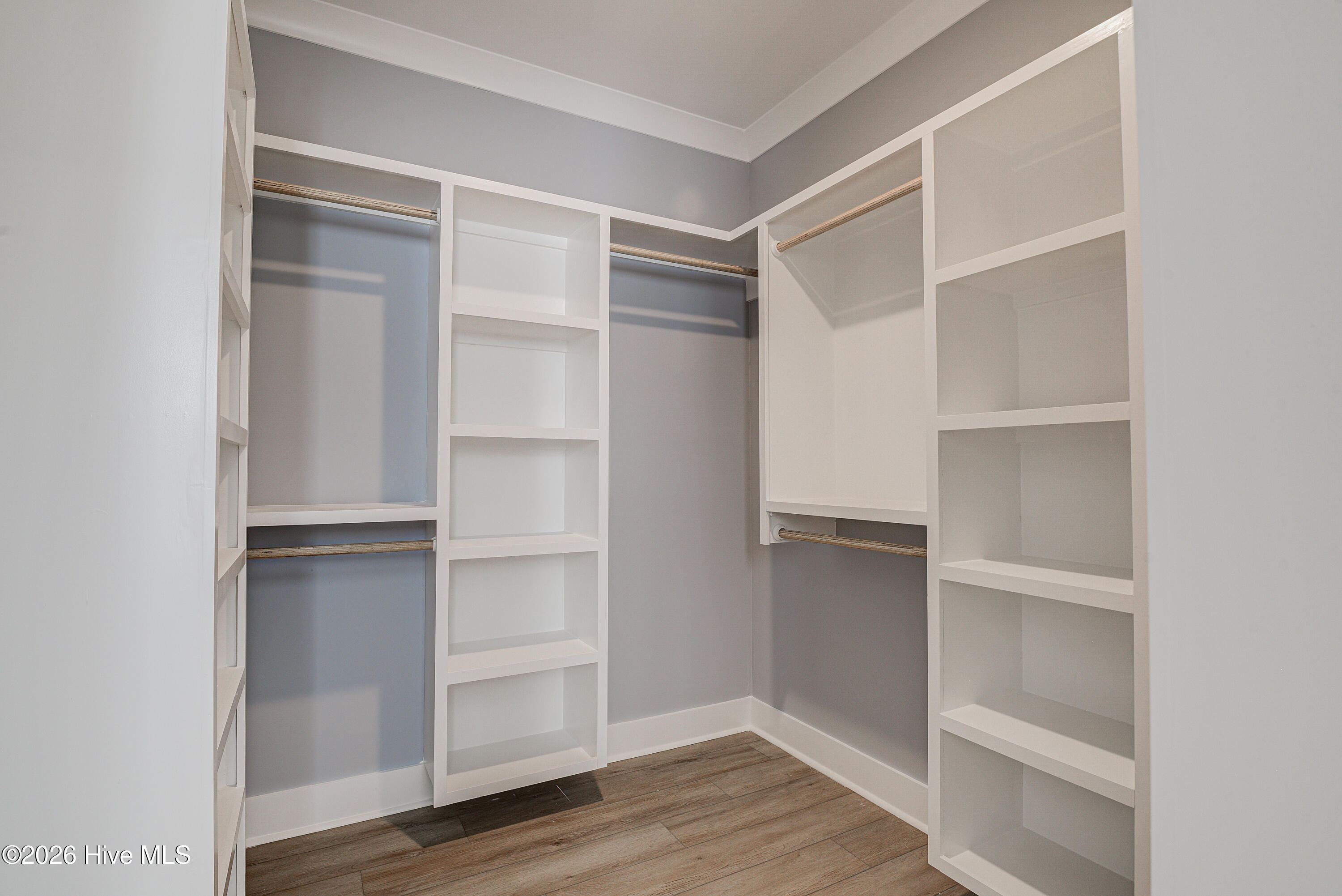 100558671 | Photo 18