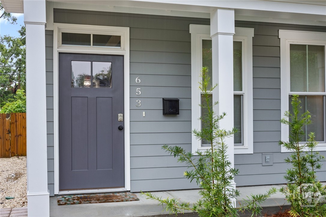 Up-close view of hardie plank