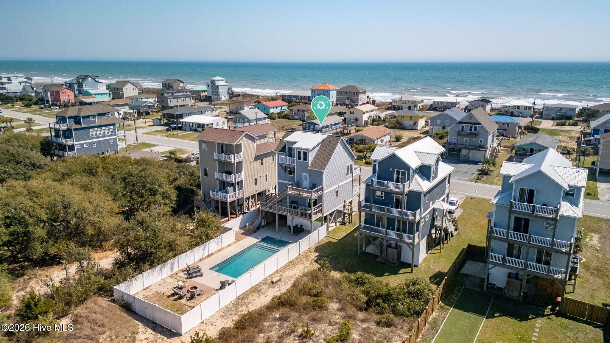 100564441 | Photo 35