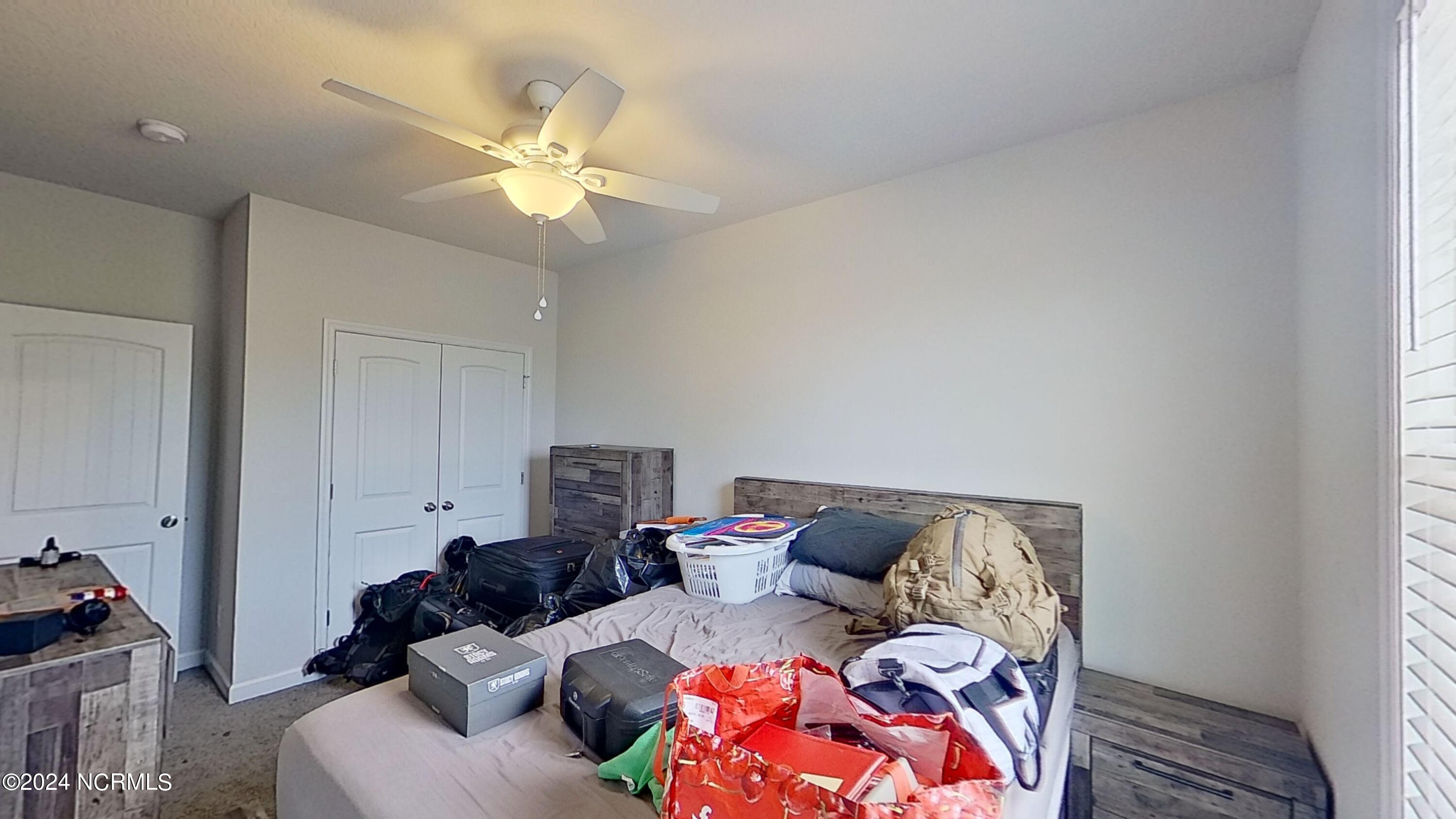 100525534 | Photo 14