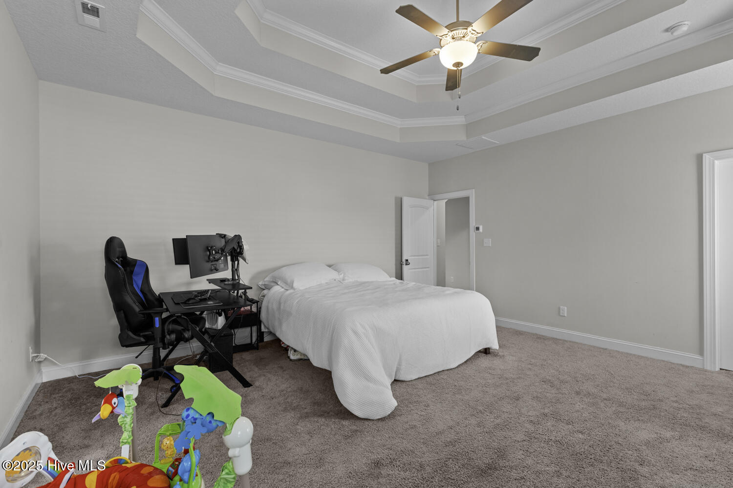 100513271 | Photo 16