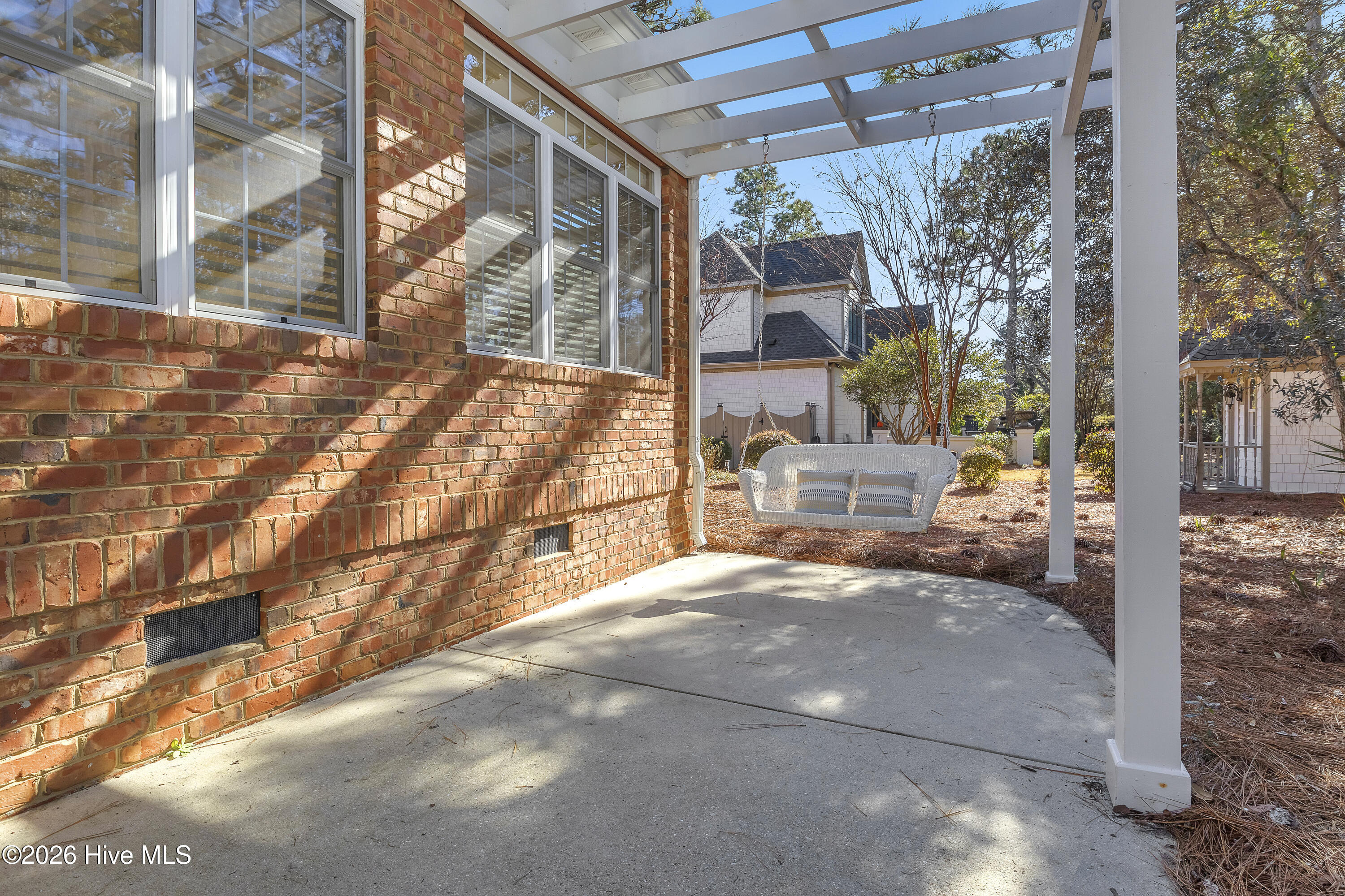 100549882 | Photo 39