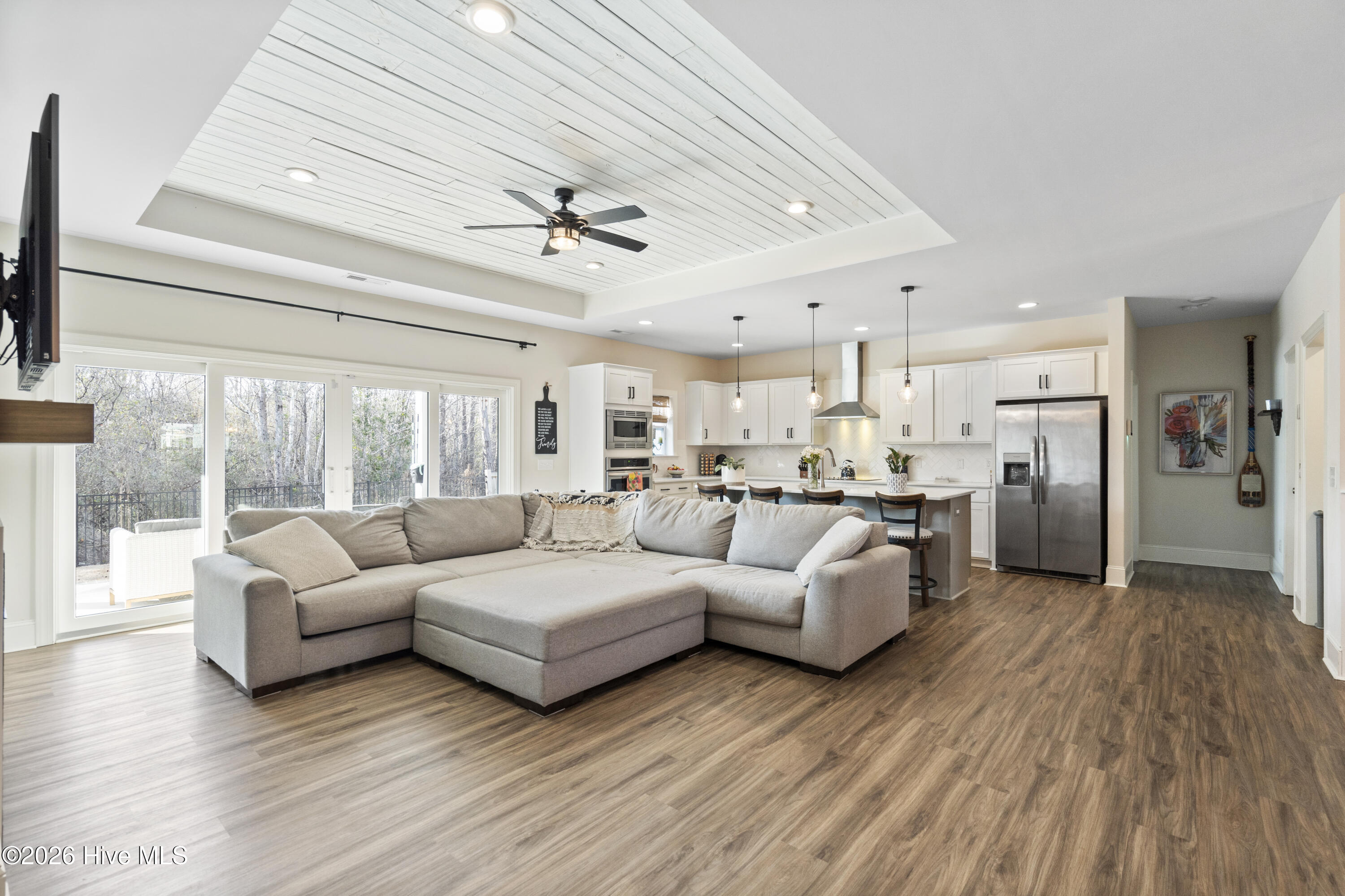 100552467 | Photo 14