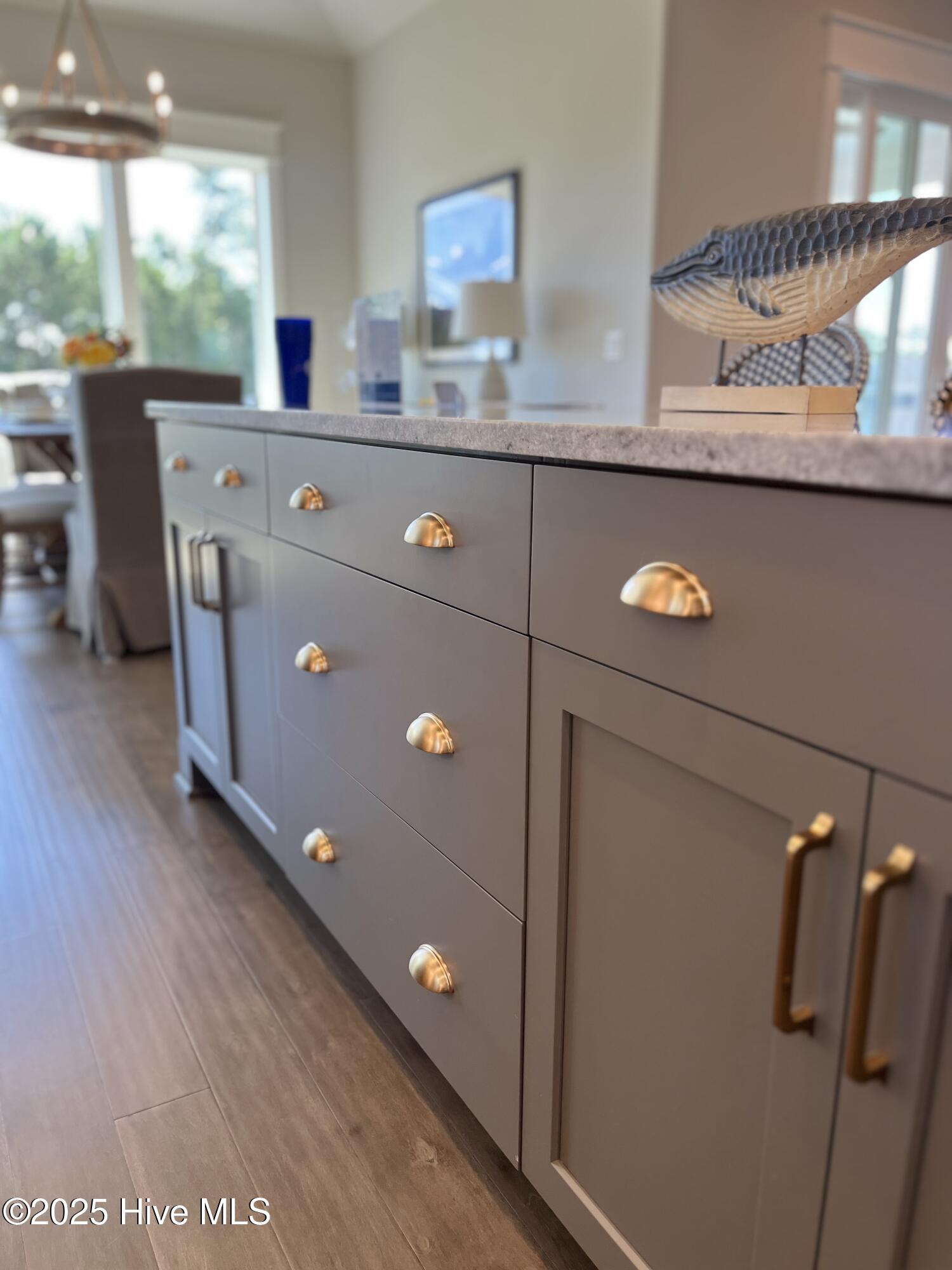 100478560 | Photo 17