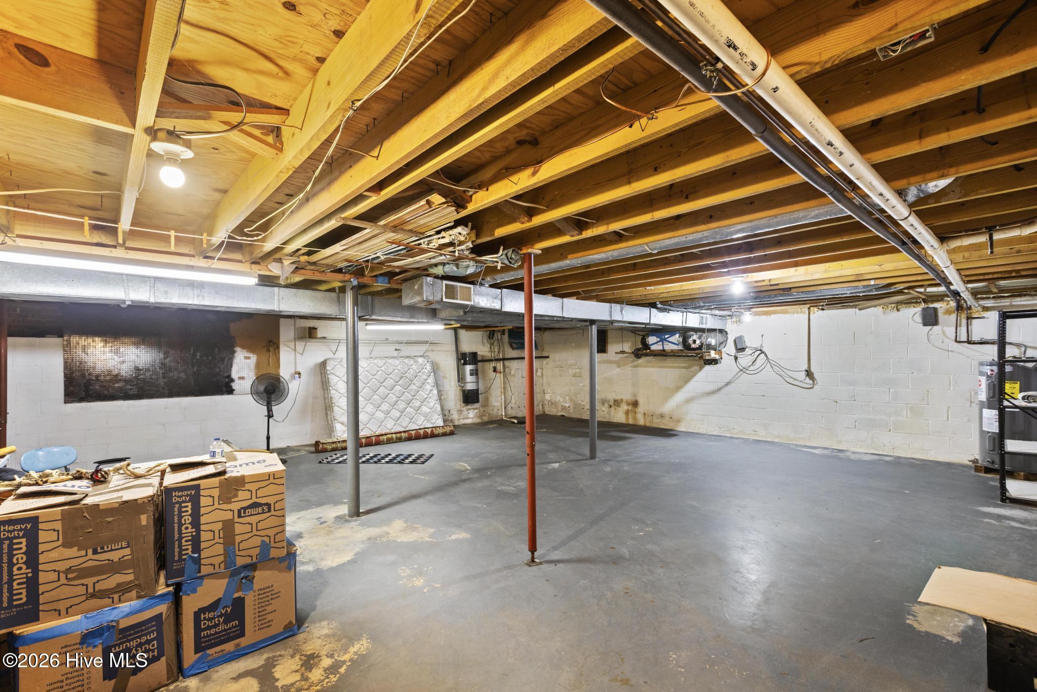 100560657 | Photo 31