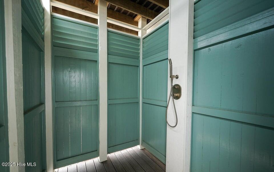 100508302 | Photo 52