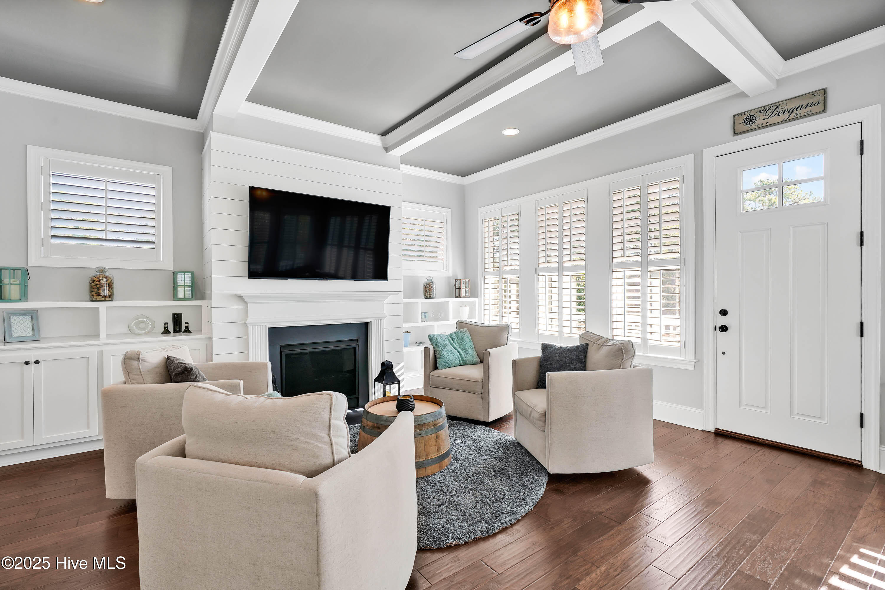 100552715 | Photo 10