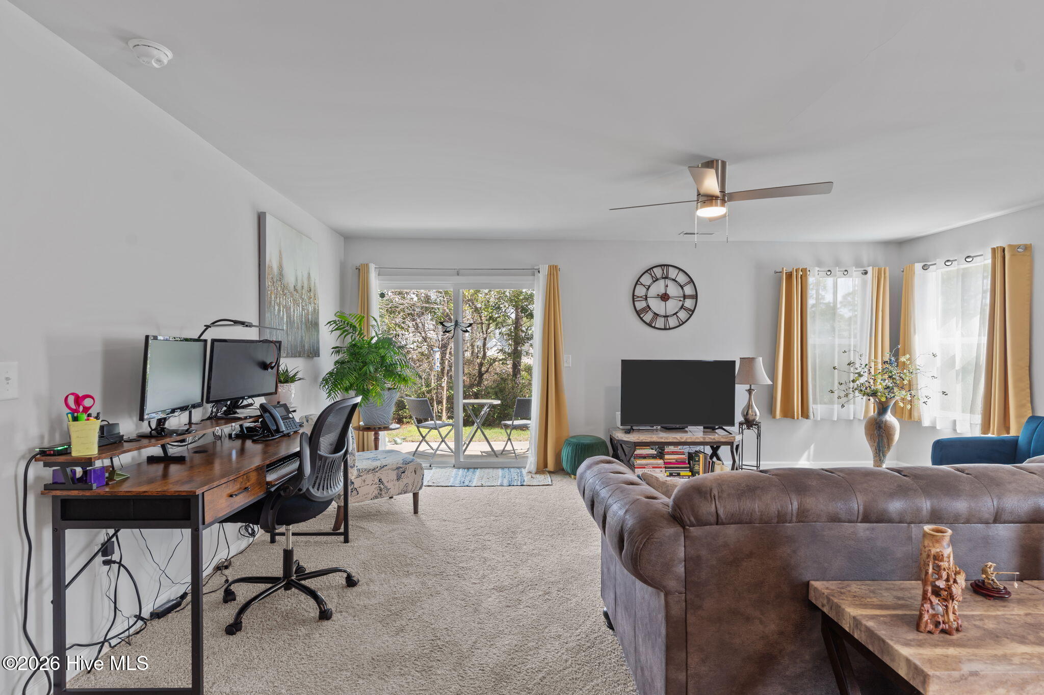 100564485 | Photo 10