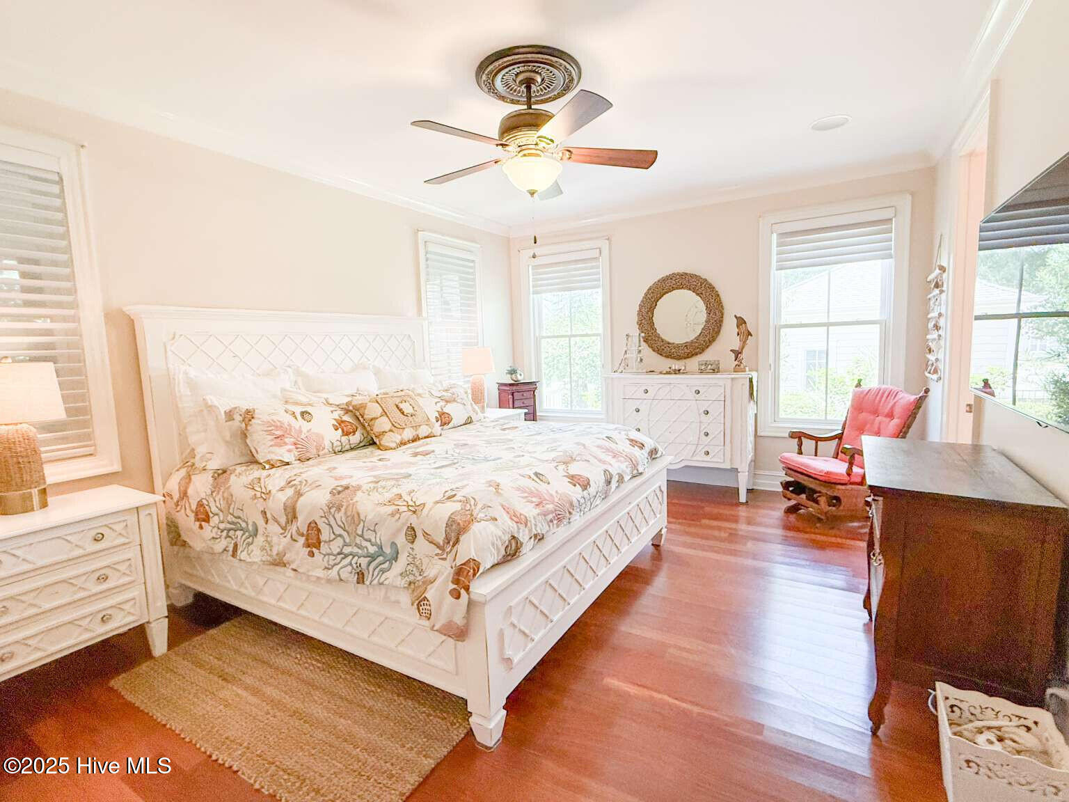 100523634 | Photo 10