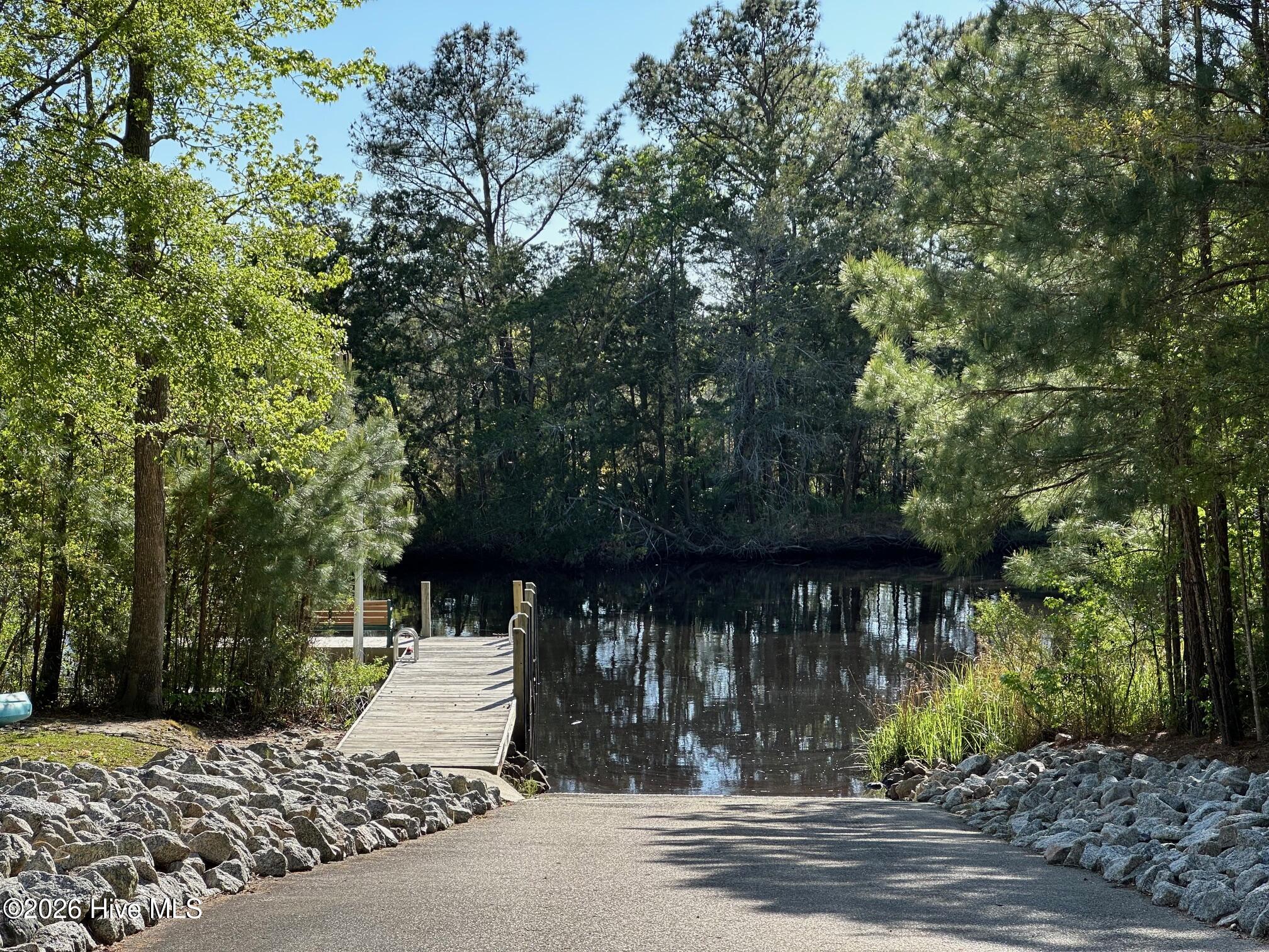 100565130 | Photo 63