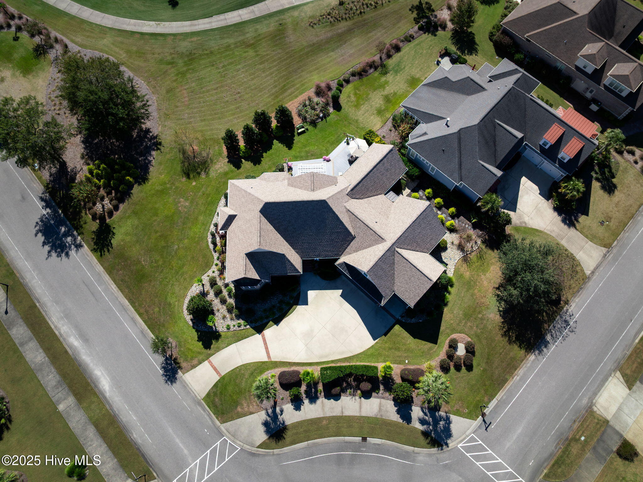 100544684 | Photo 87