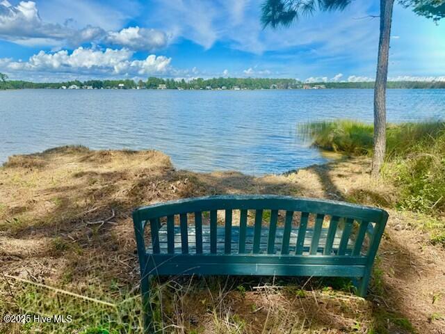 71 Jayne Point, Oriental, NC, 28571