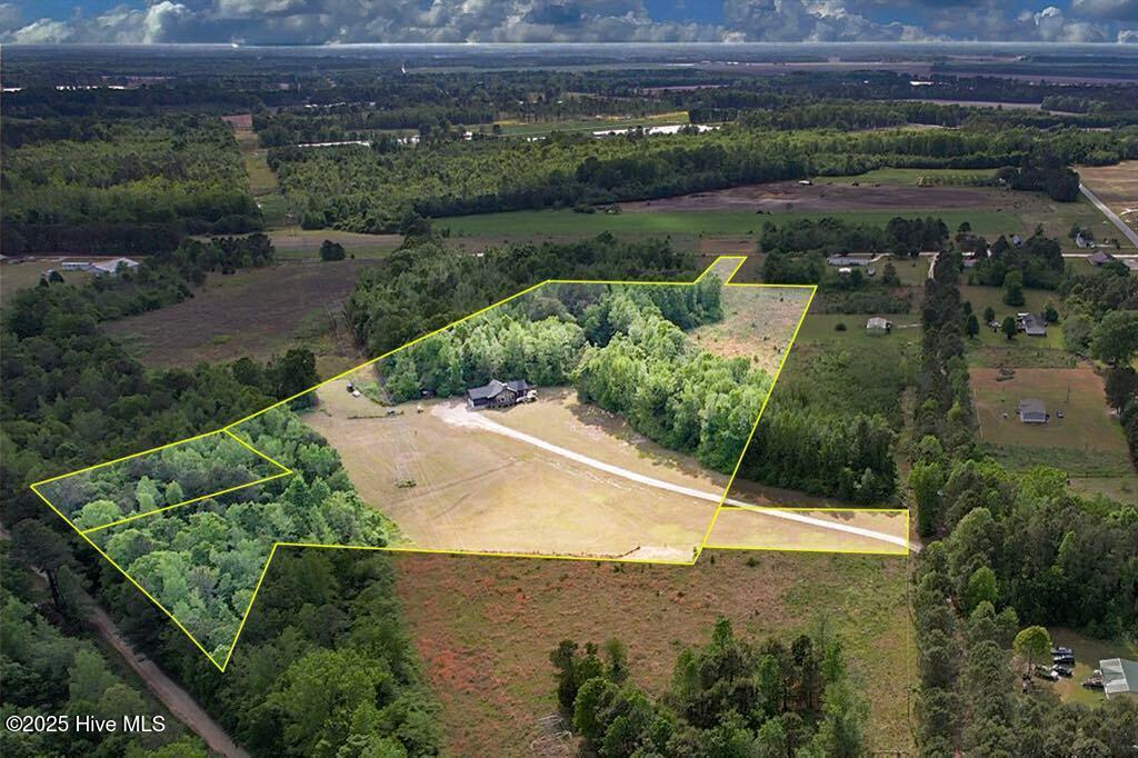 181 Kirkpatrick Lane (drone) OUTLINE