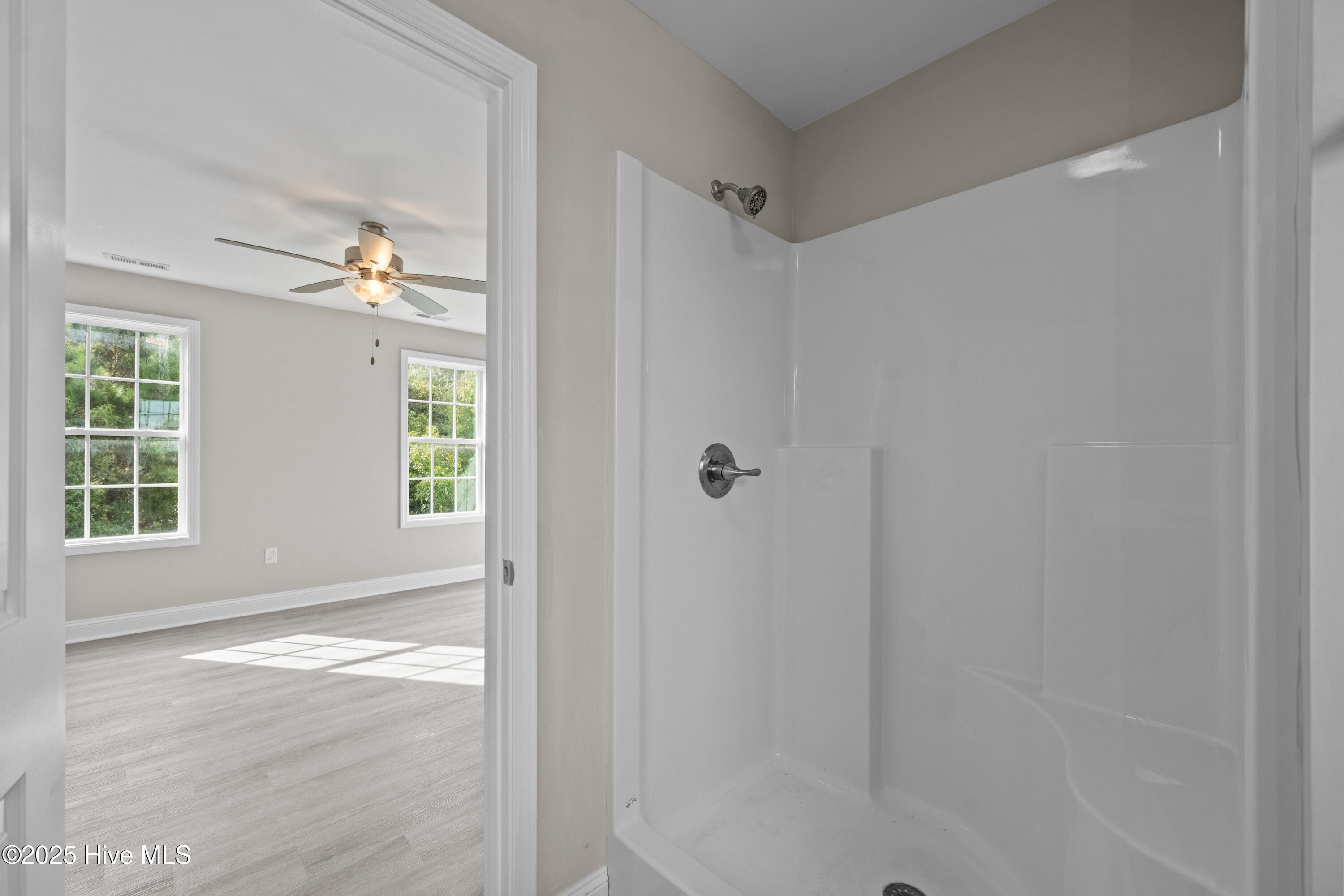 113 Grander Court, Sneads Ferry, NC 28460 – photo 23: 113 GRANDER MASTER SHOWER