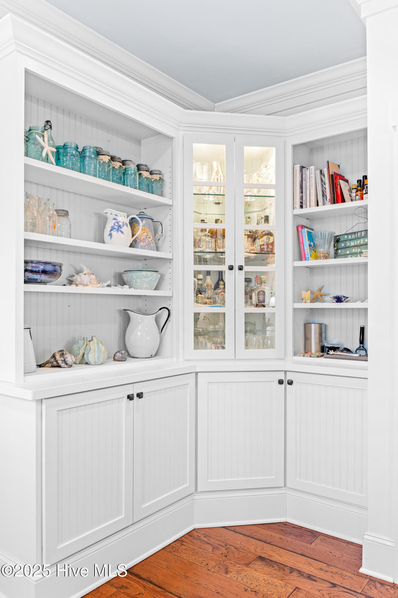 100544717 | Photo 12