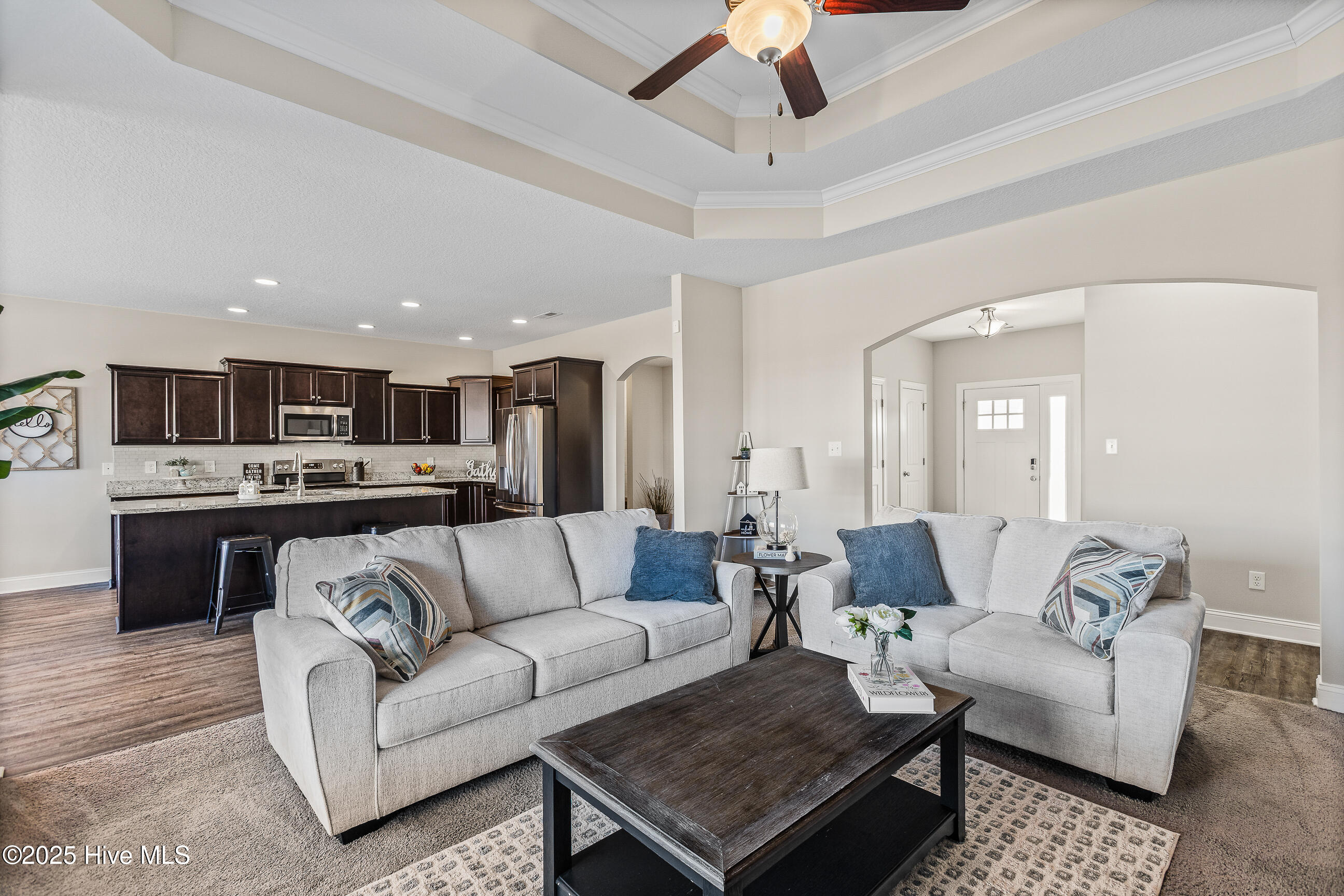 100541822 | Photo 10