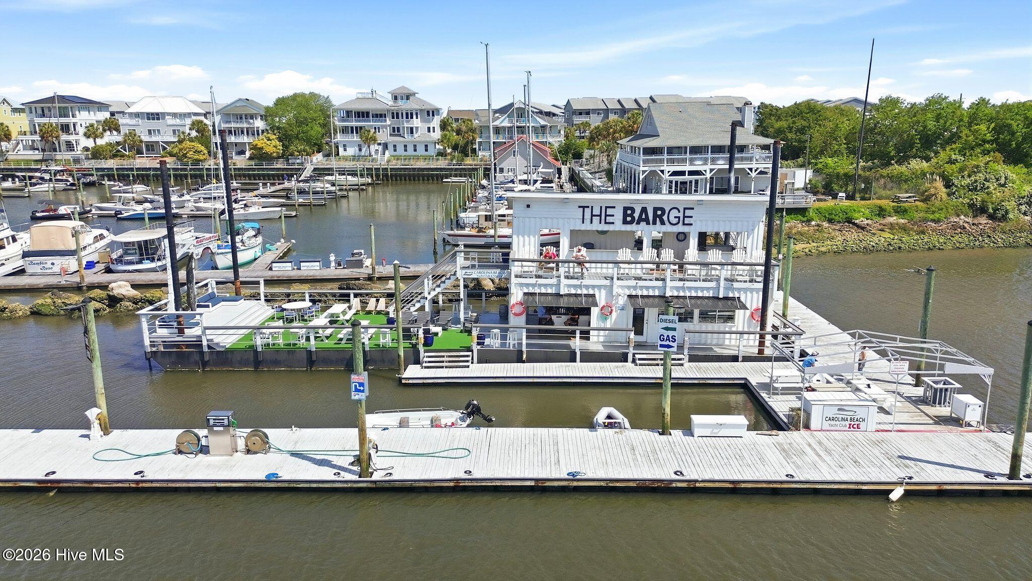 100567622 | Photo 41