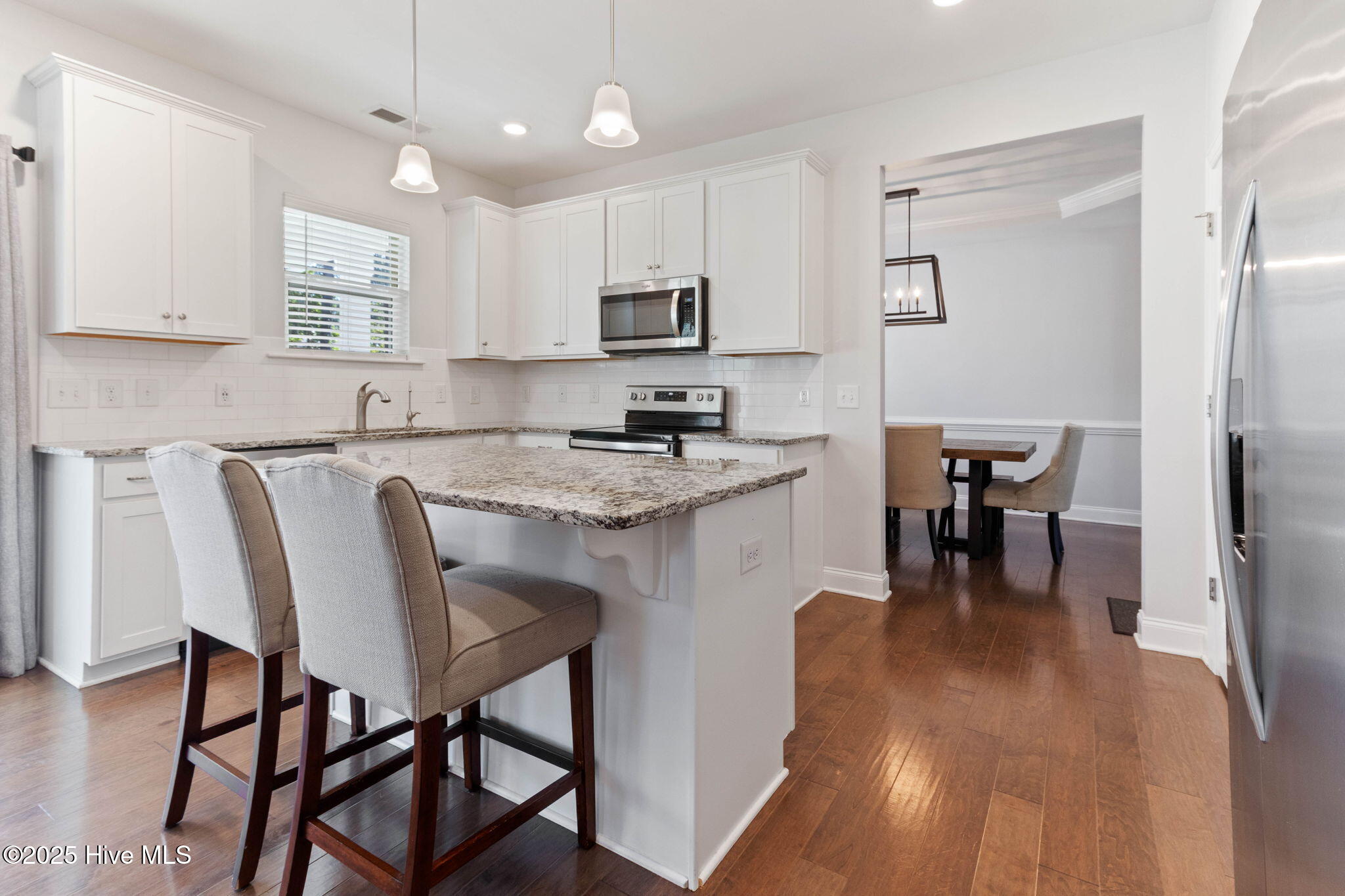 100536642 | Photo 11