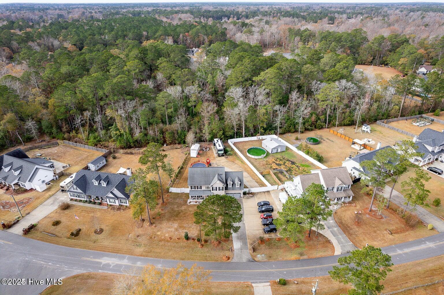 100540858 | Photo 32