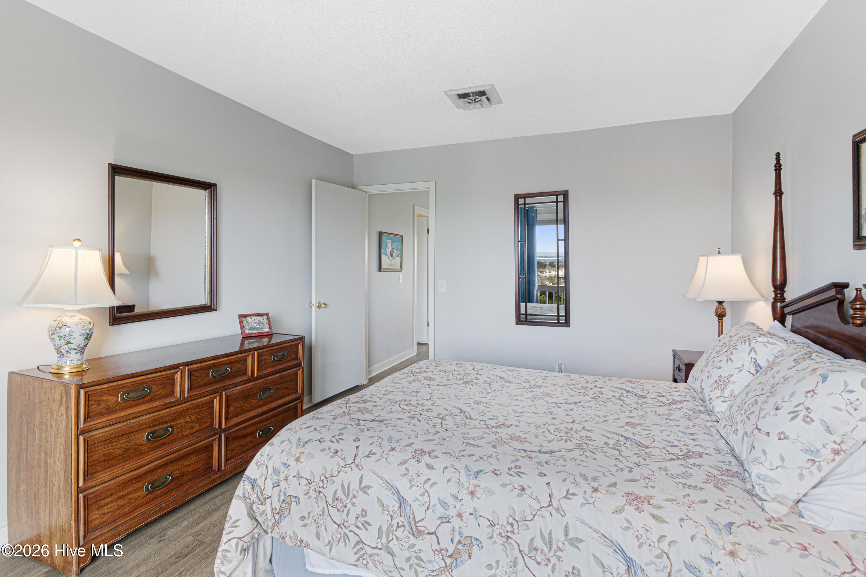 11017 Inlet Drive,Emerald Isle