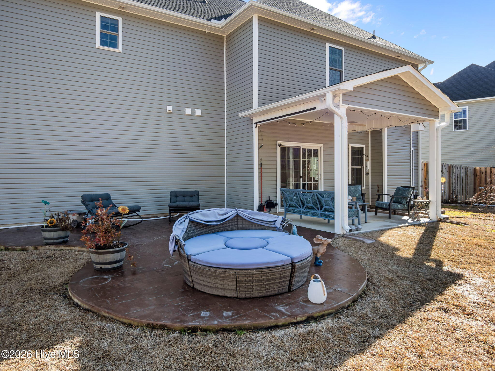 100554631 | Photo 44