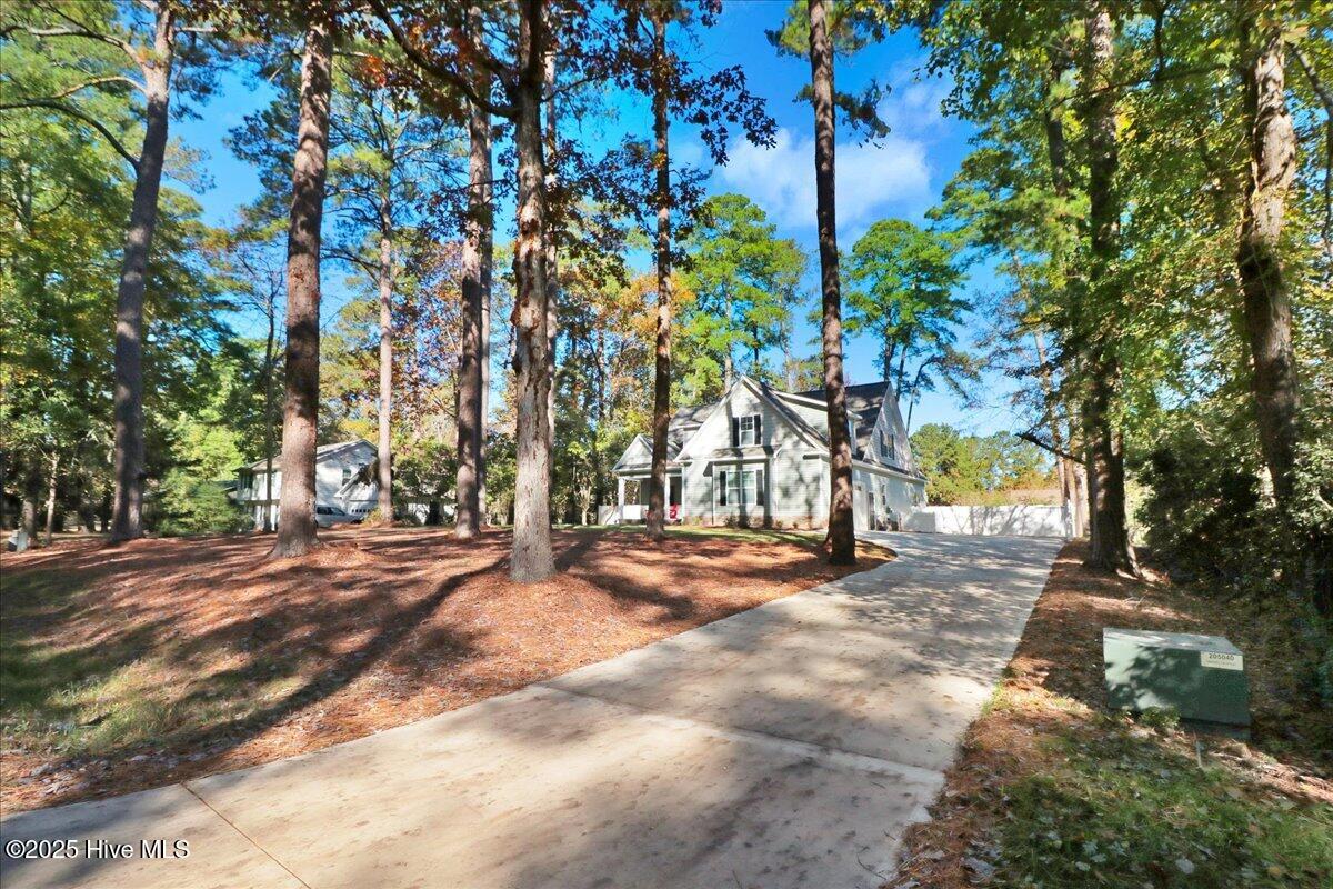 Homes for sale in Greenville, NC | 211 Cherrywood Dr, Greenville, NC 27858 | MLS# 100539548