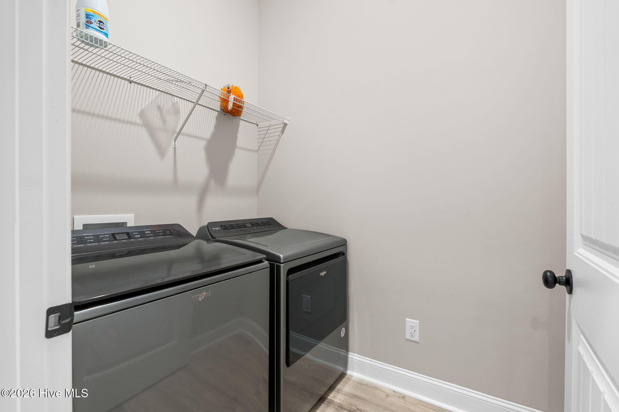 100565582 | Photo 32