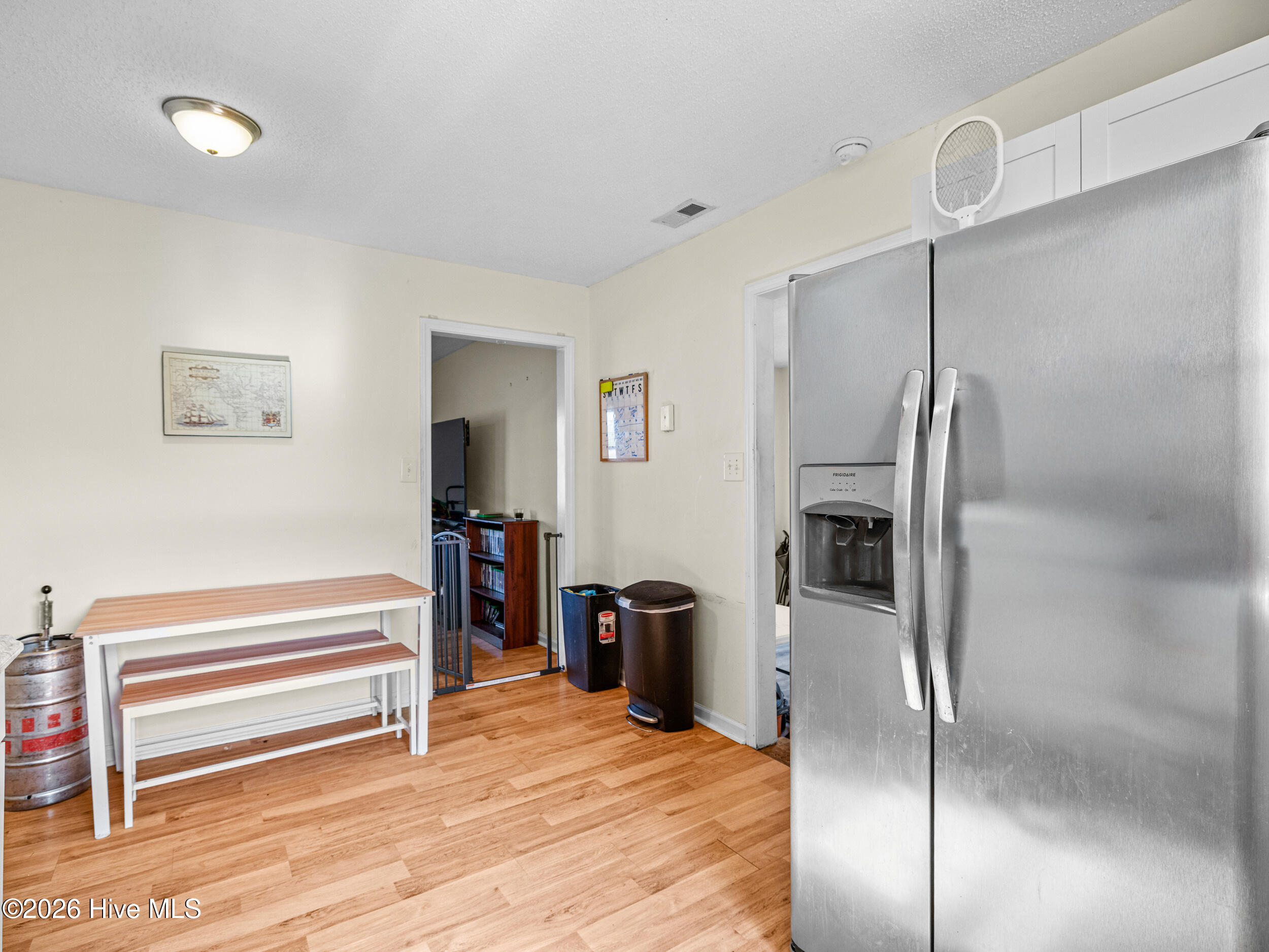 100563699 | Photo 12