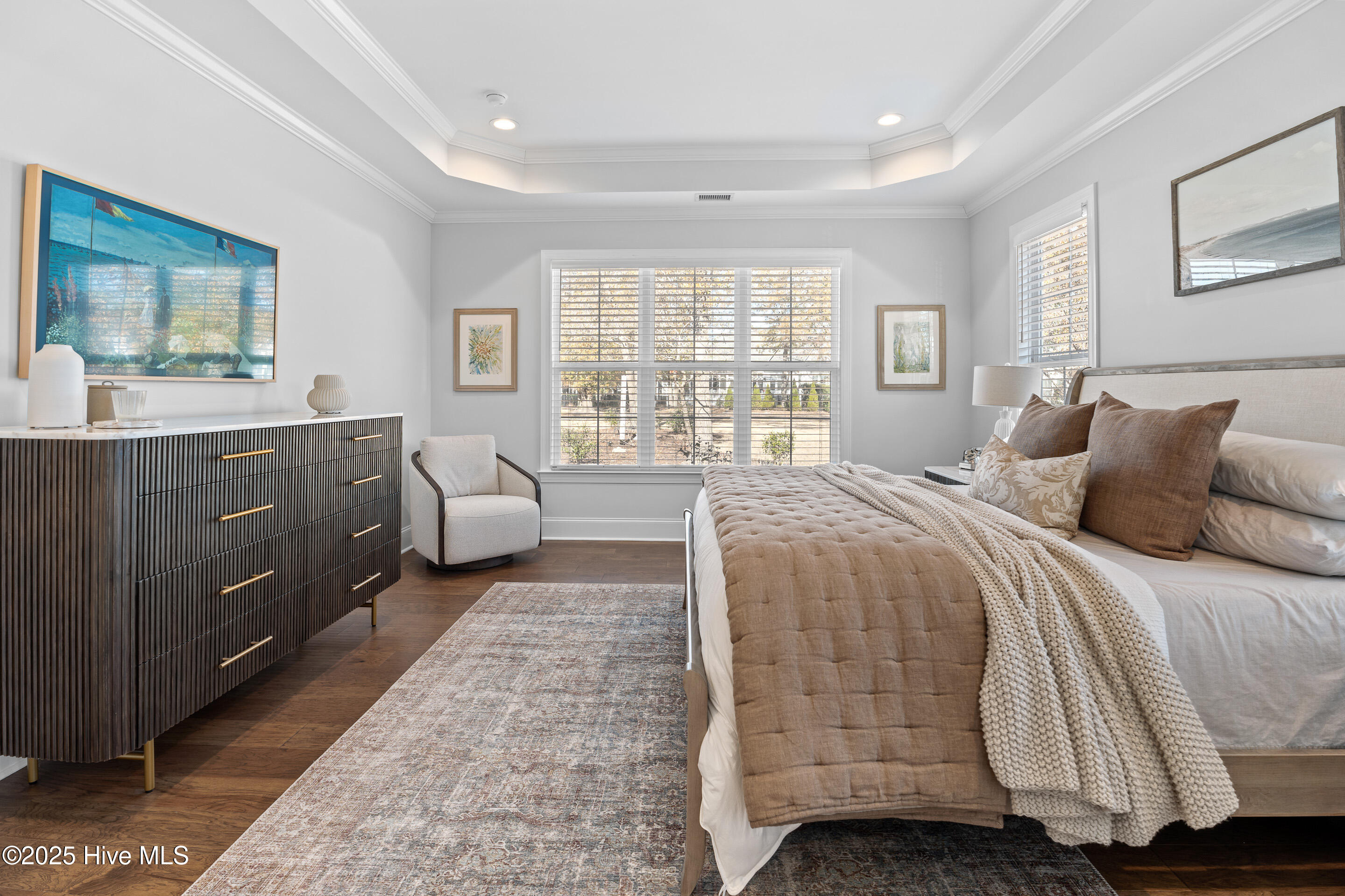 100545902 | Photo 53