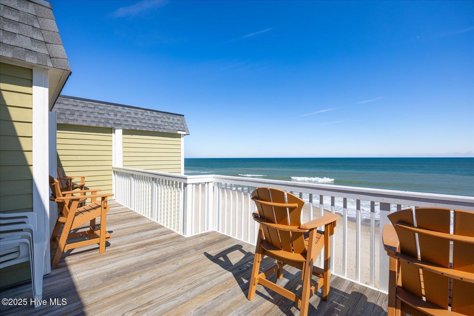 100554957 | Photo 23