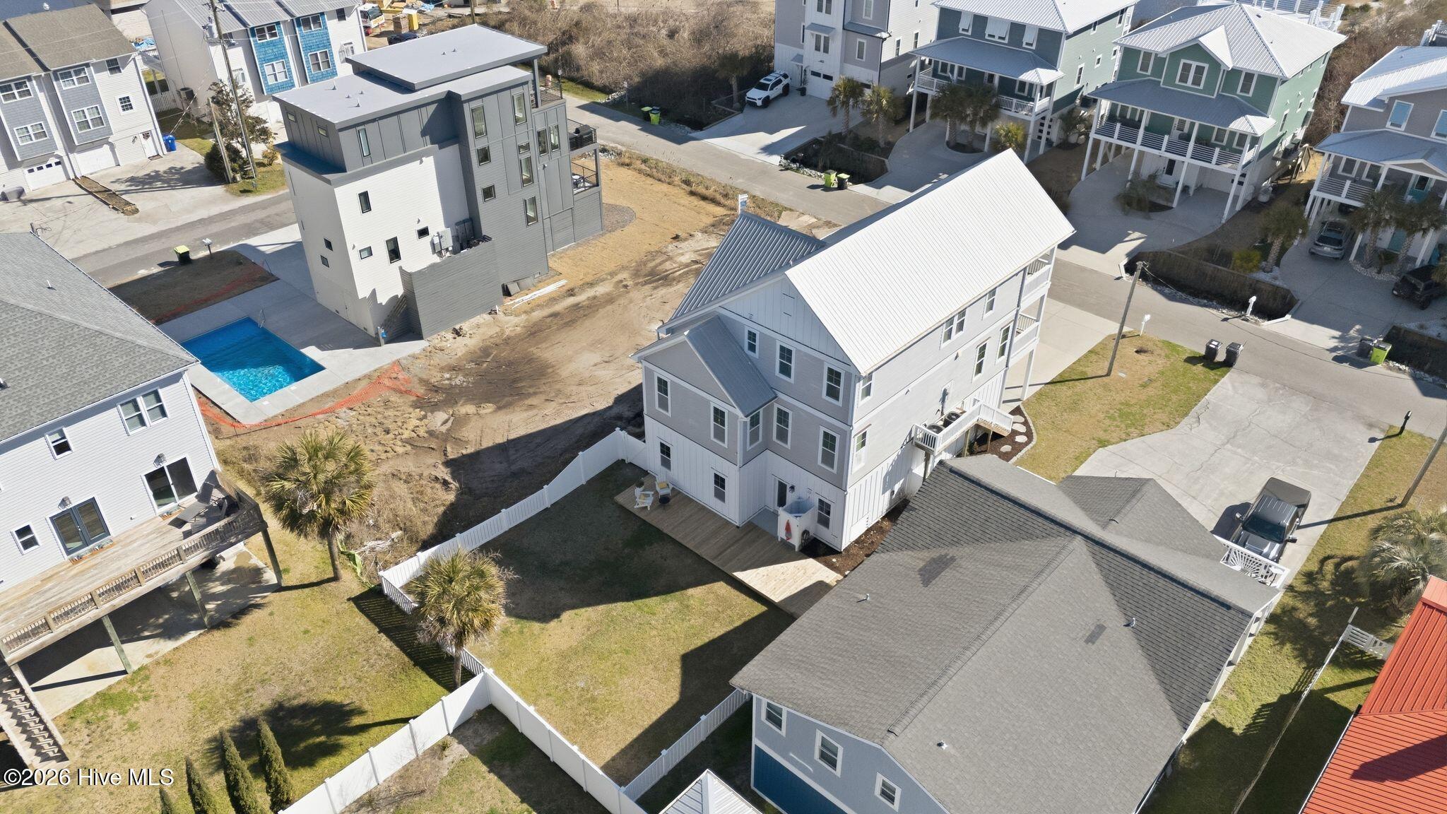 100559655 | Photo 66