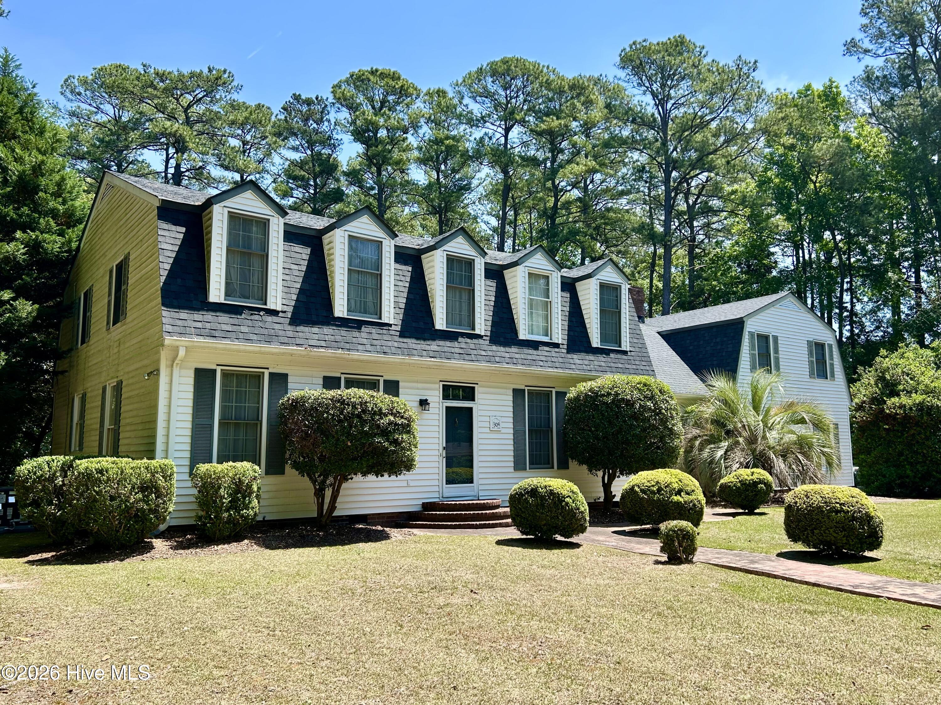 1304 Franklin Avenue, Laurinburg, NC 28352 Listing Photo  1