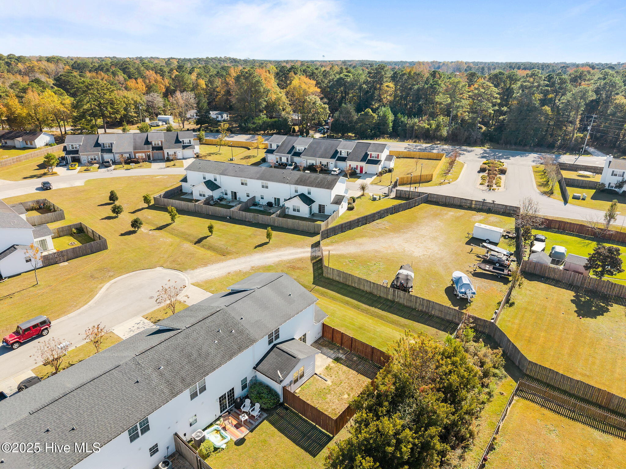 100541602 | Photo 37