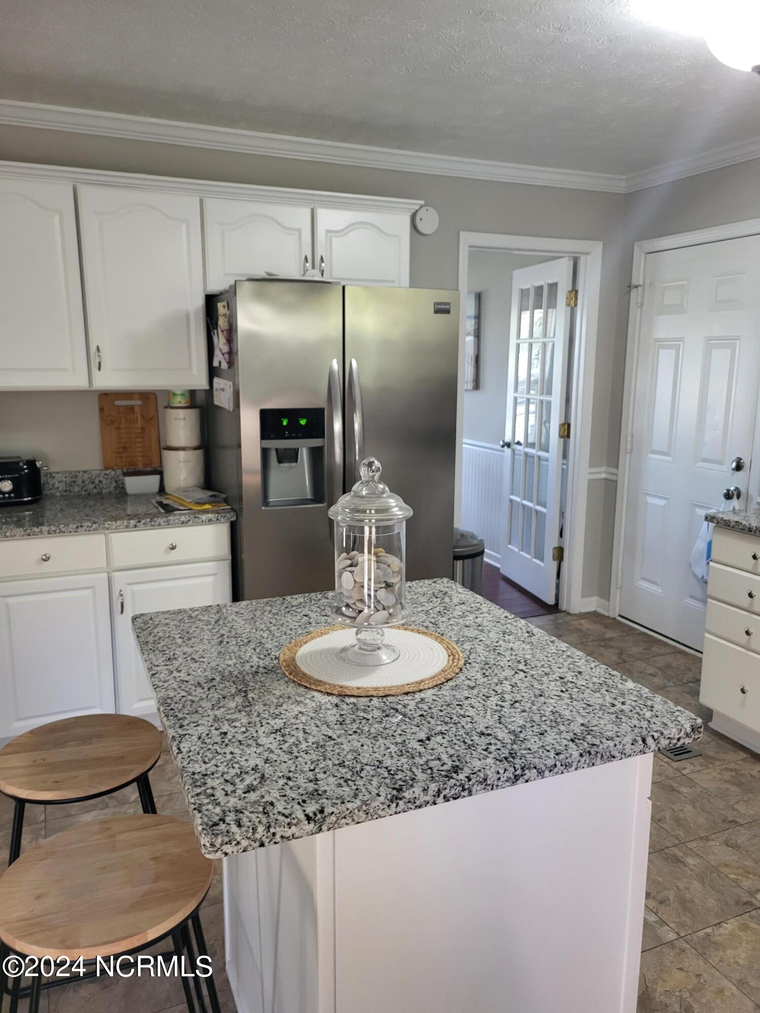 100568471 | Photo 41