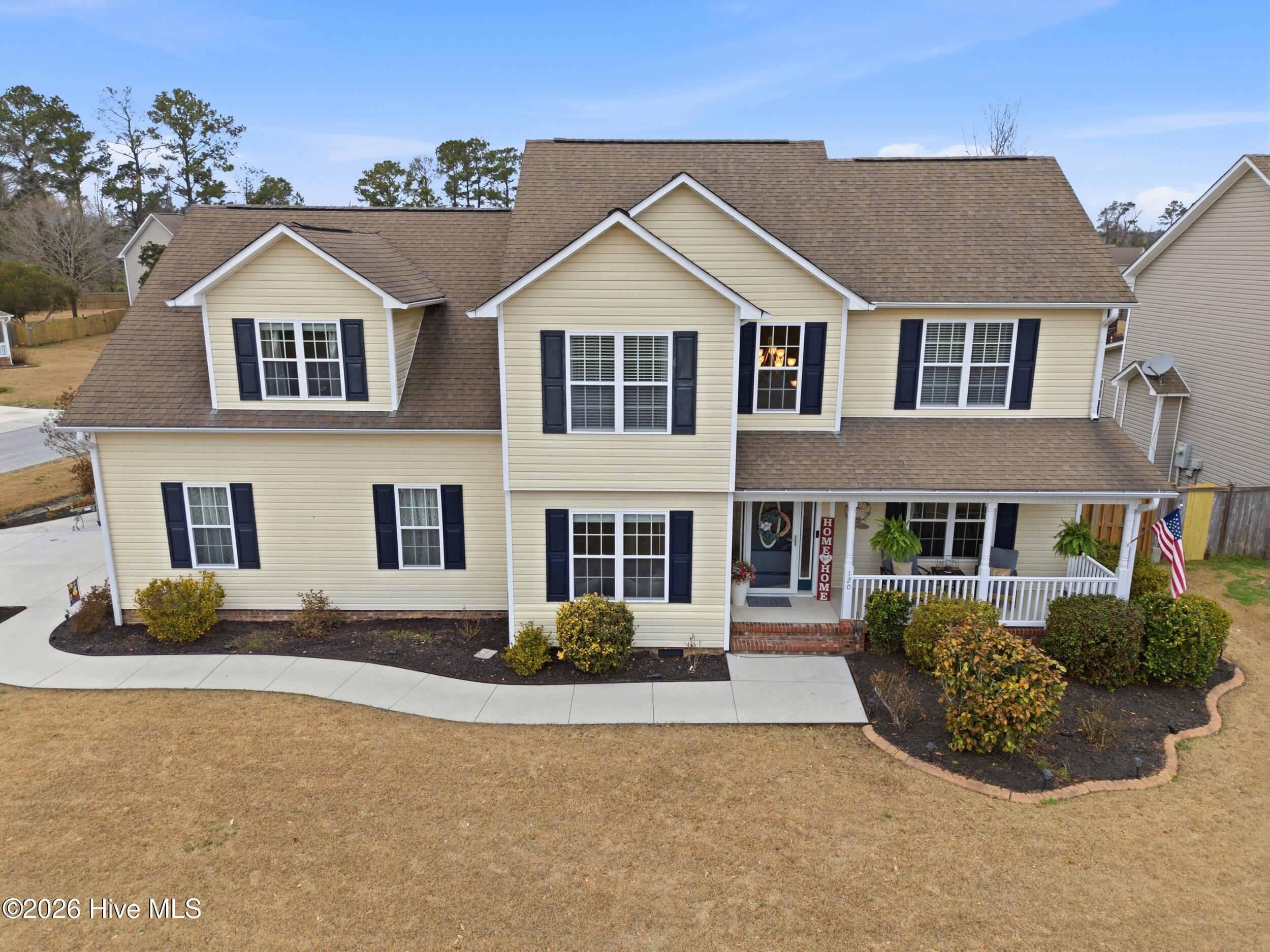 100558119 | Photo 49