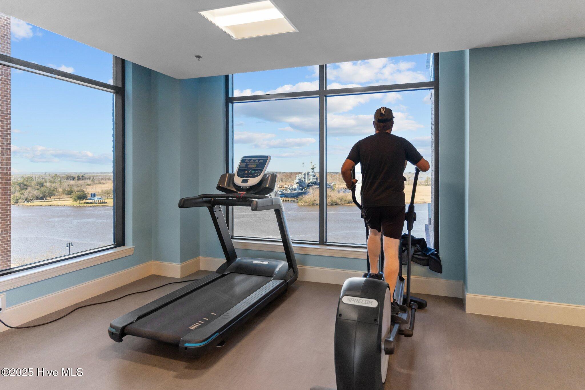 100529175 | Photo 30