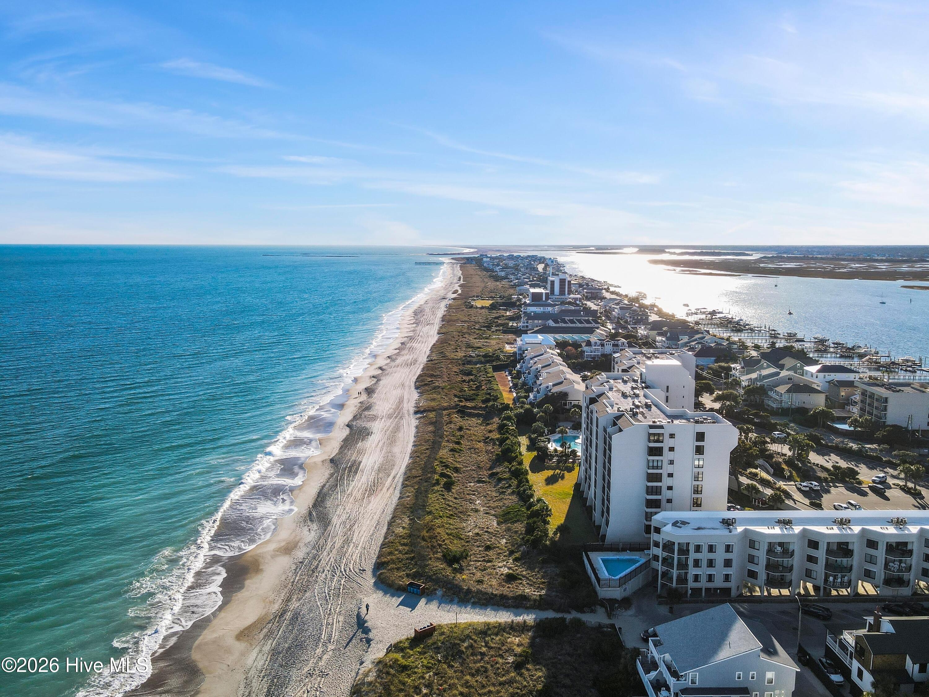 100548419 | Photo 65